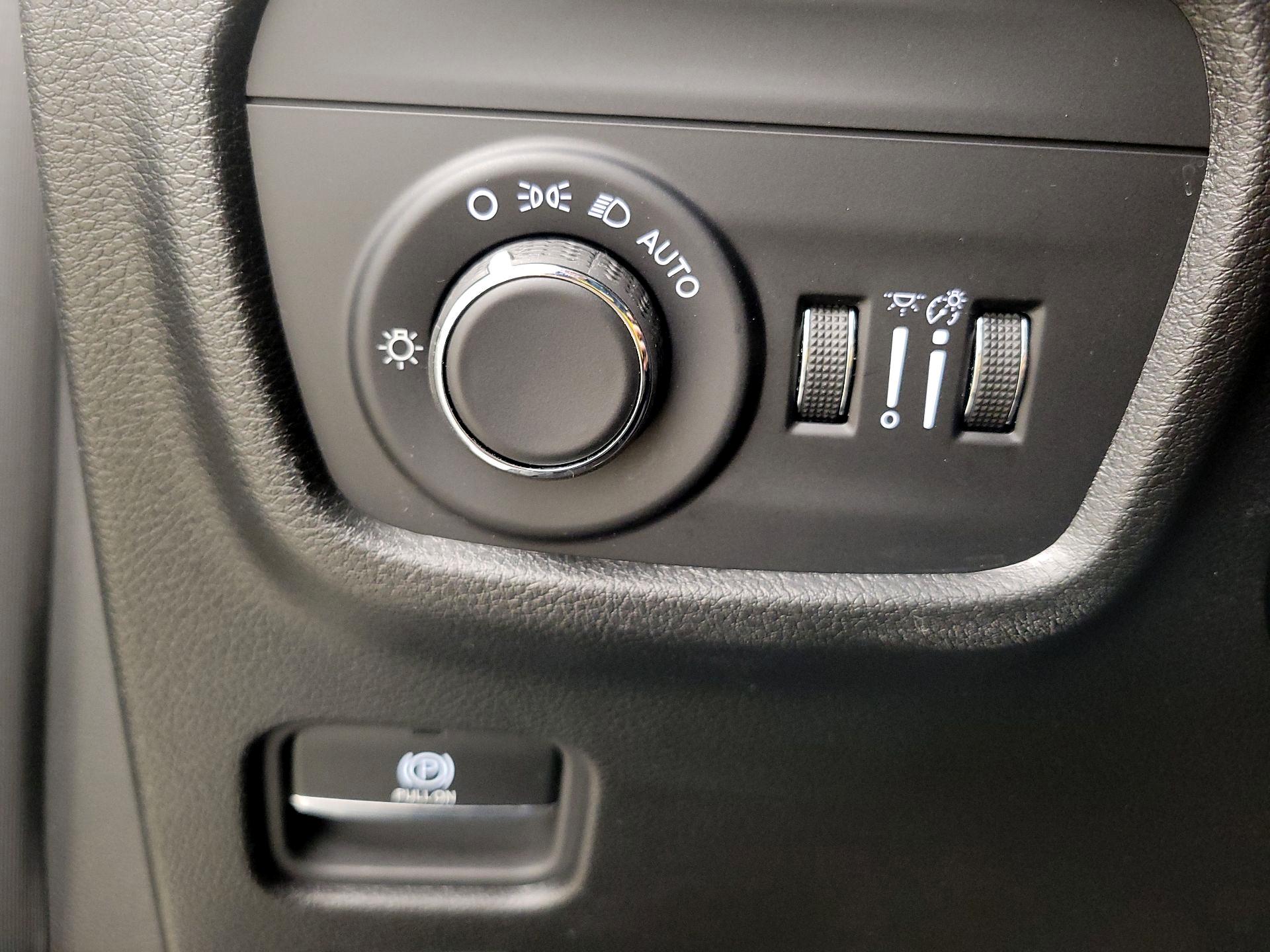 Thumbnail: 2023 Jeep Grand Cherokee L - 13