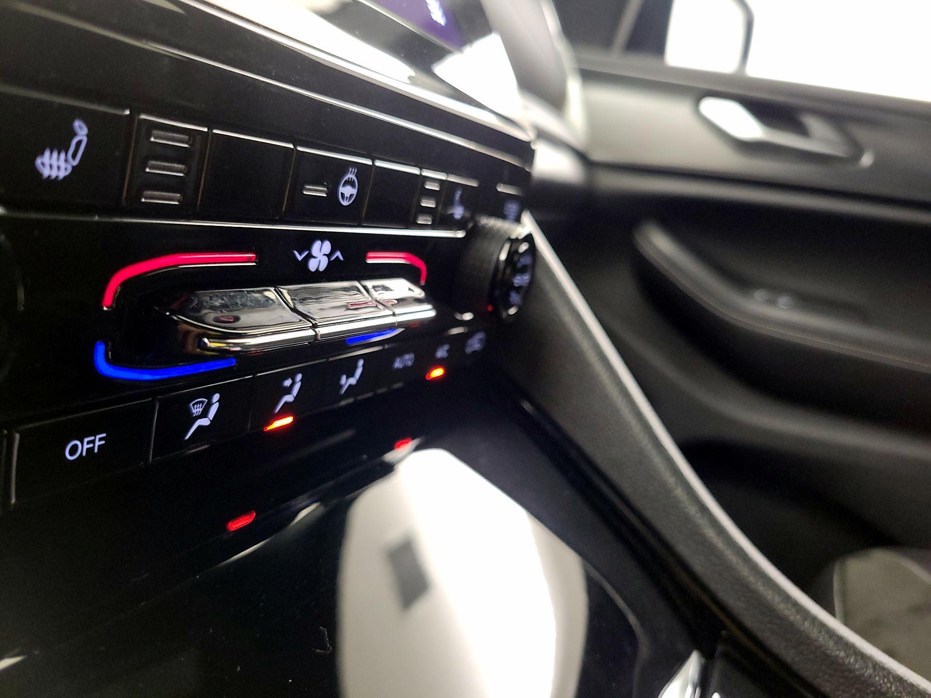 Thumbnail: 2023 Jeep Grand Cherokee L - 16