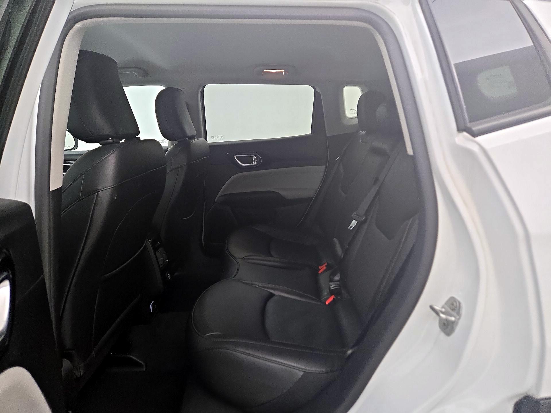 Thumbnail: 2022 Jeep Compass - 19