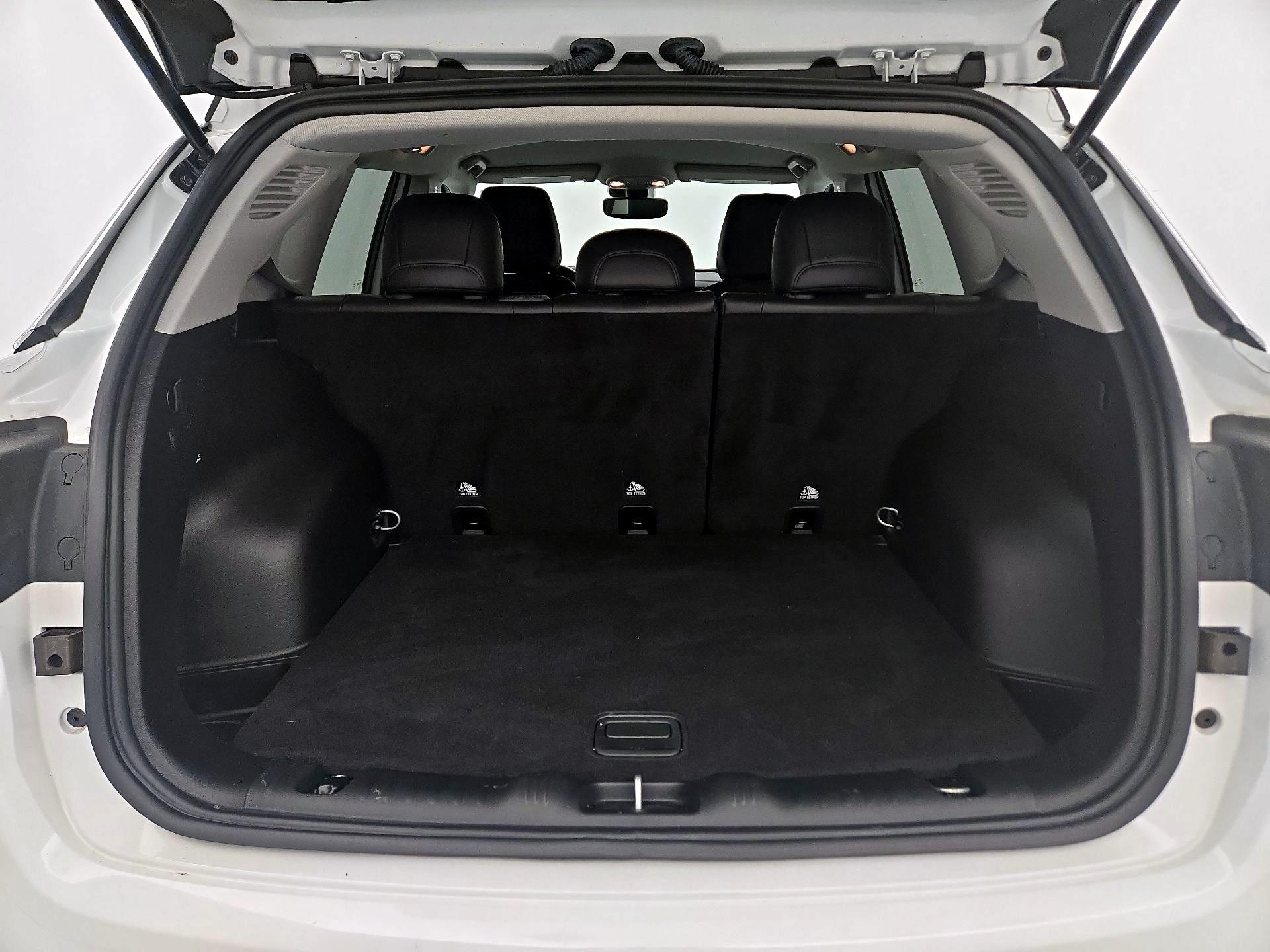 Thumbnail: 2022 Jeep Compass - 20