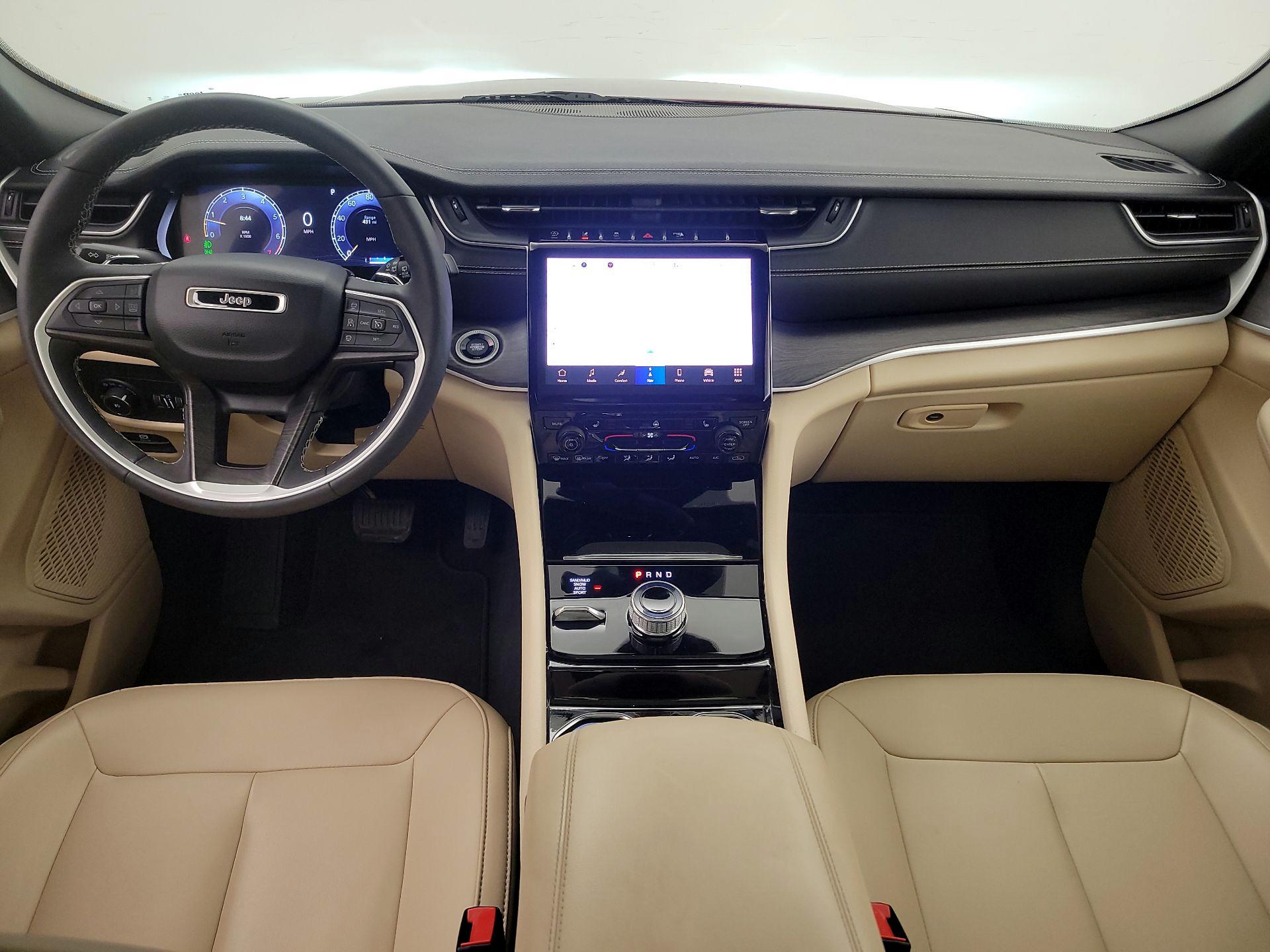 Thumbnail: 2023 Jeep Grand Cherokee - 9