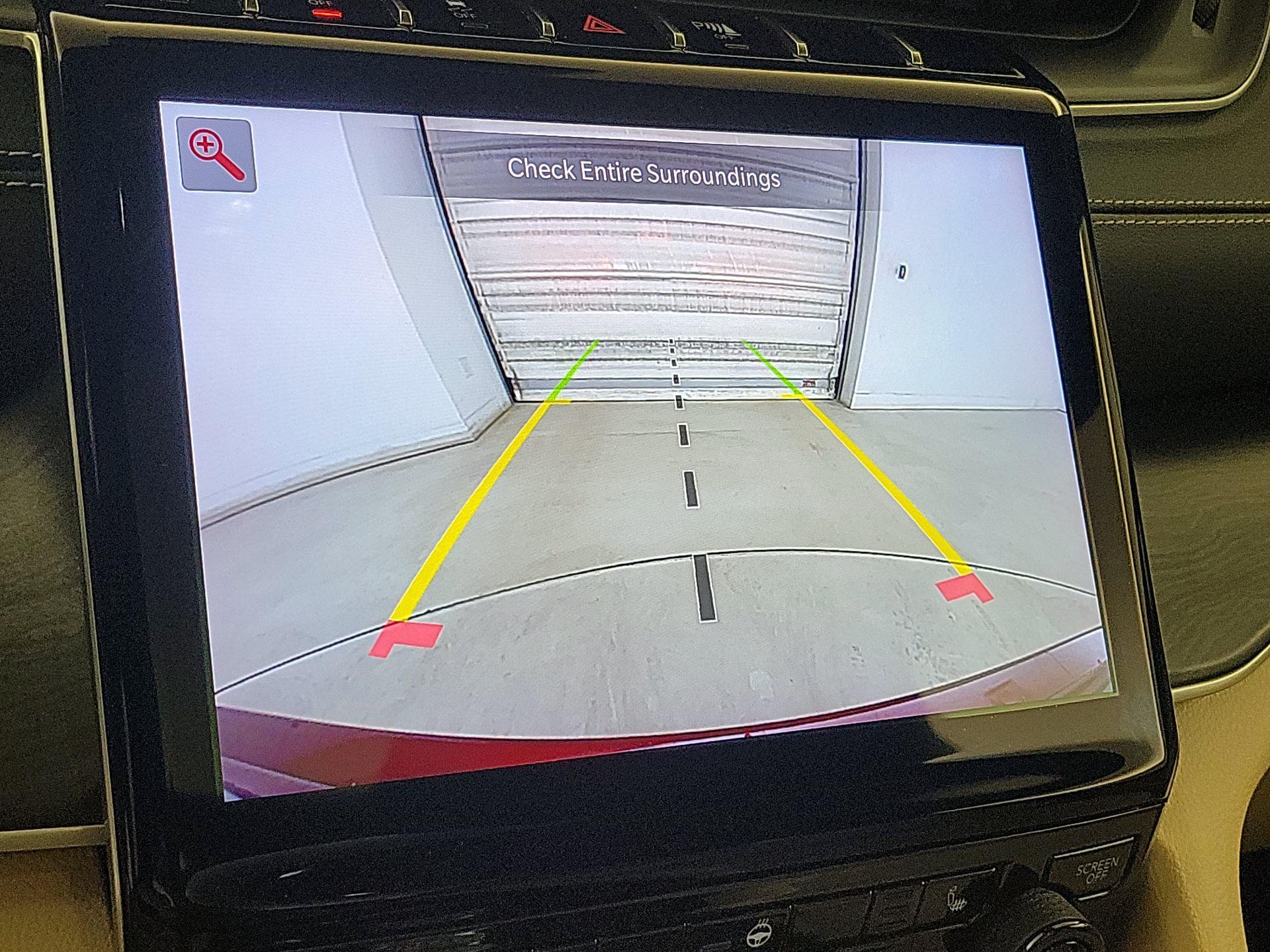 Thumbnail: 2023 Jeep Grand Cherokee - 15