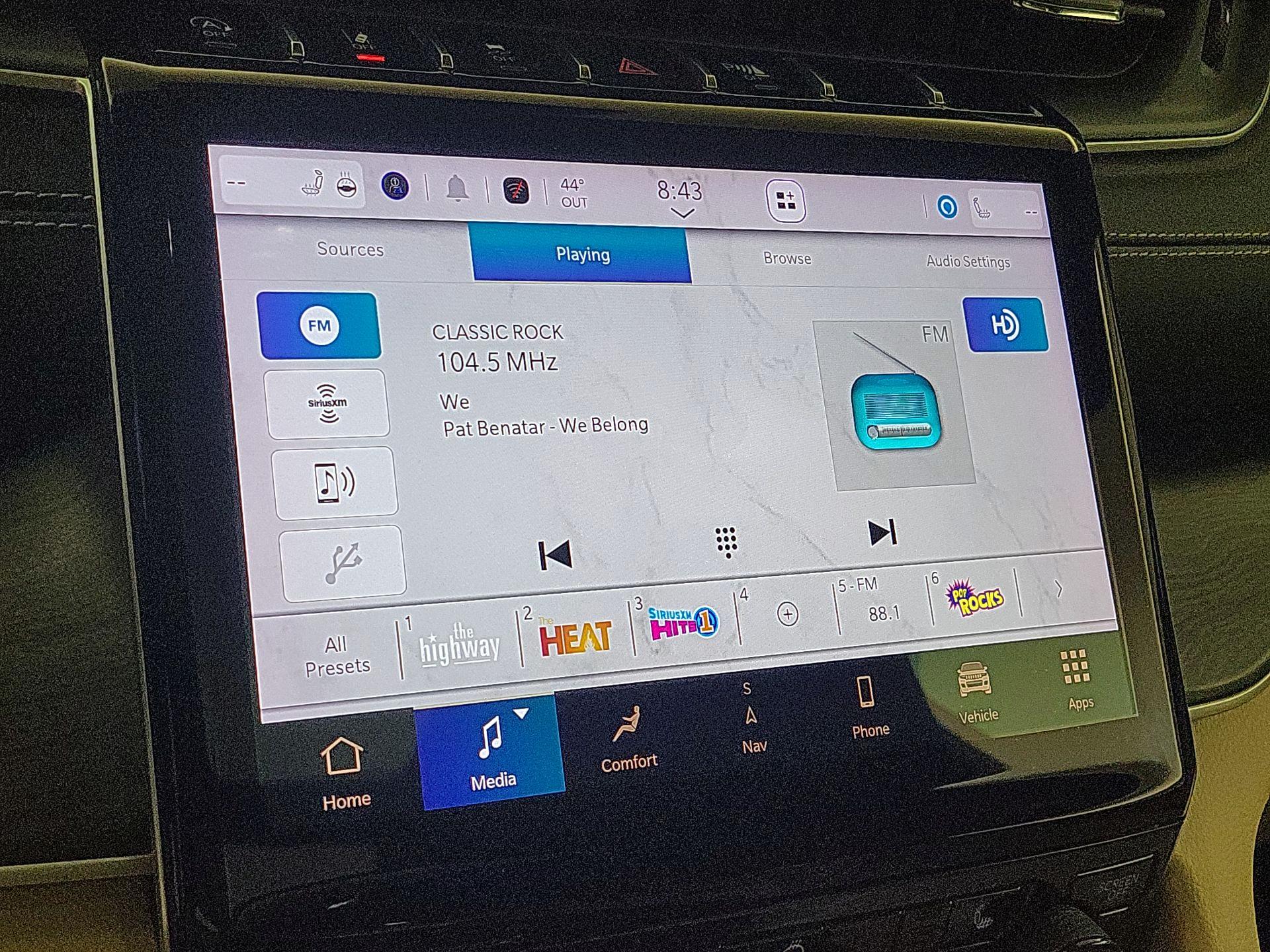 Thumbnail: 2023 Jeep Grand Cherokee - 16