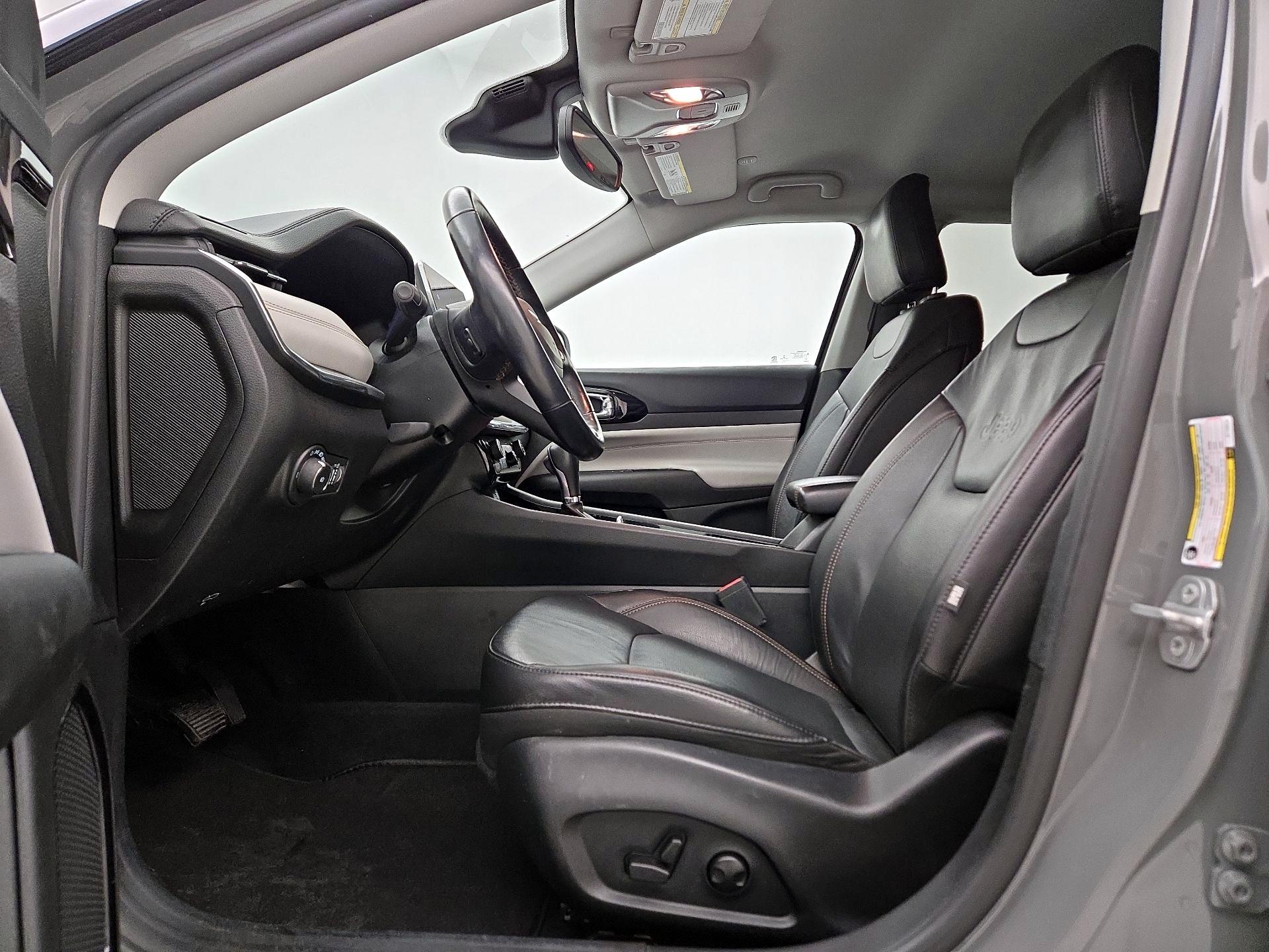 Thumbnail: 2022 Jeep Compass - 11