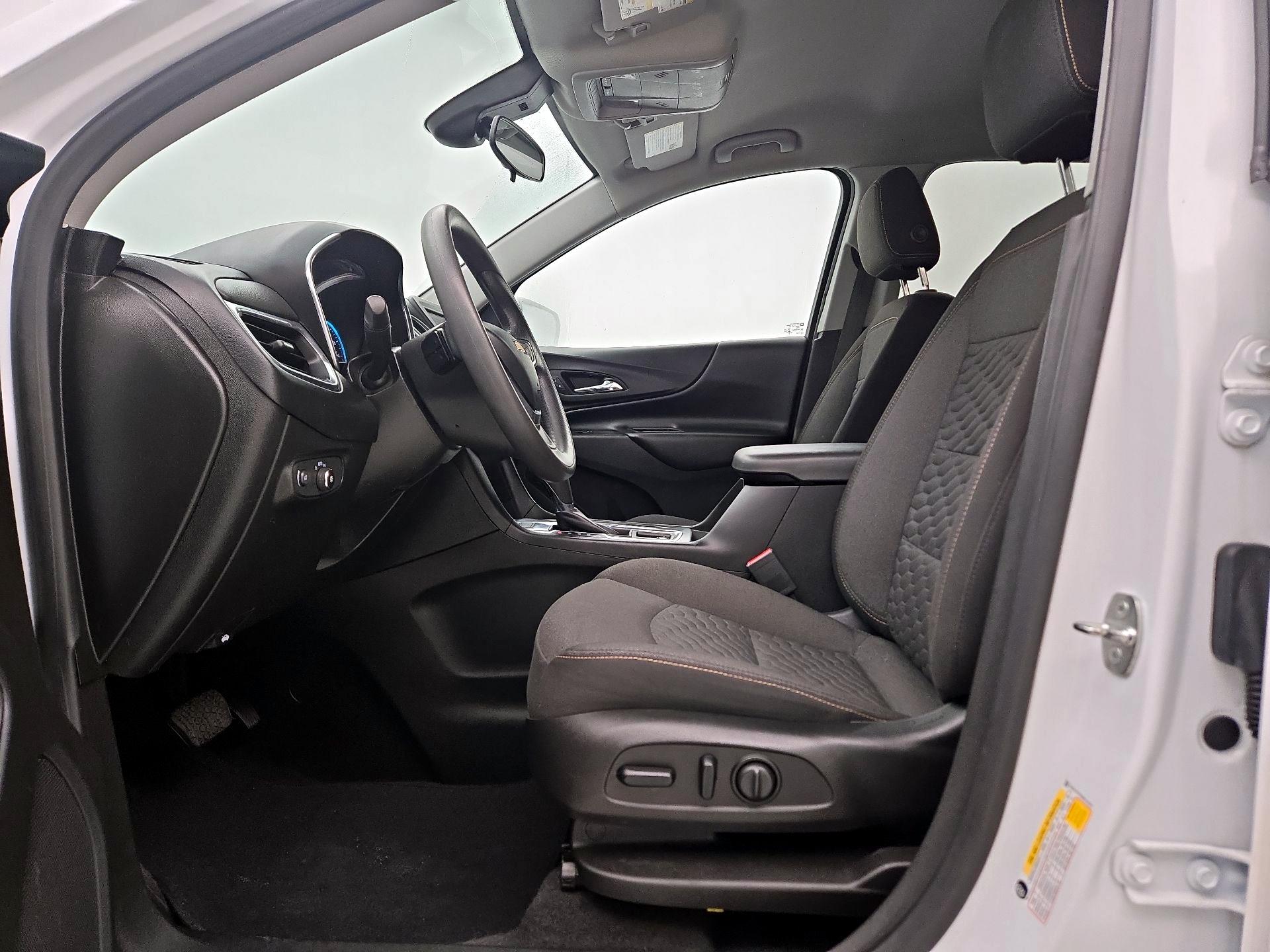 Thumbnail: 2021 Chevrolet Equinox - 11