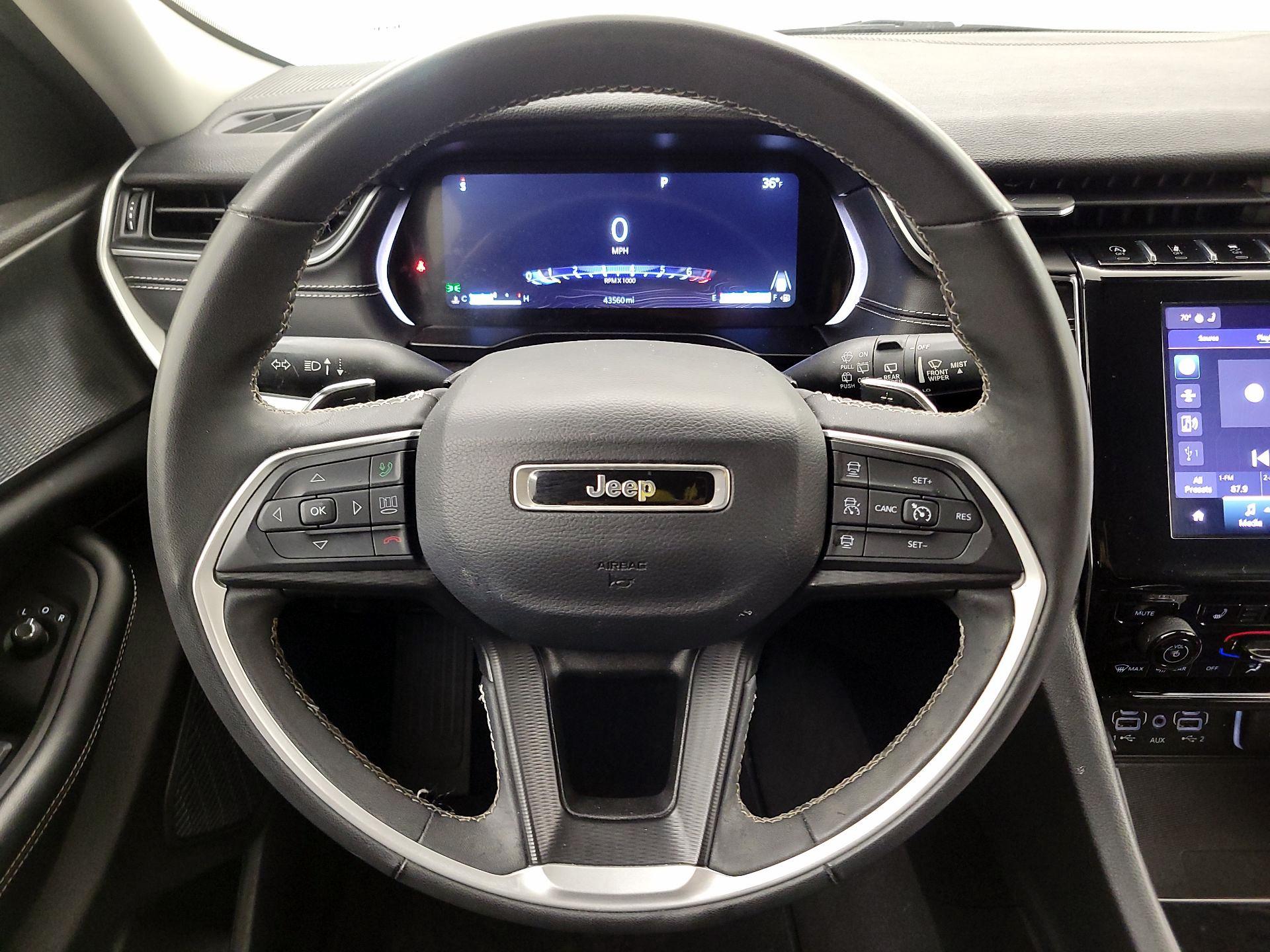 Thumbnail: 2023 Jeep Grand Cherokee - 10