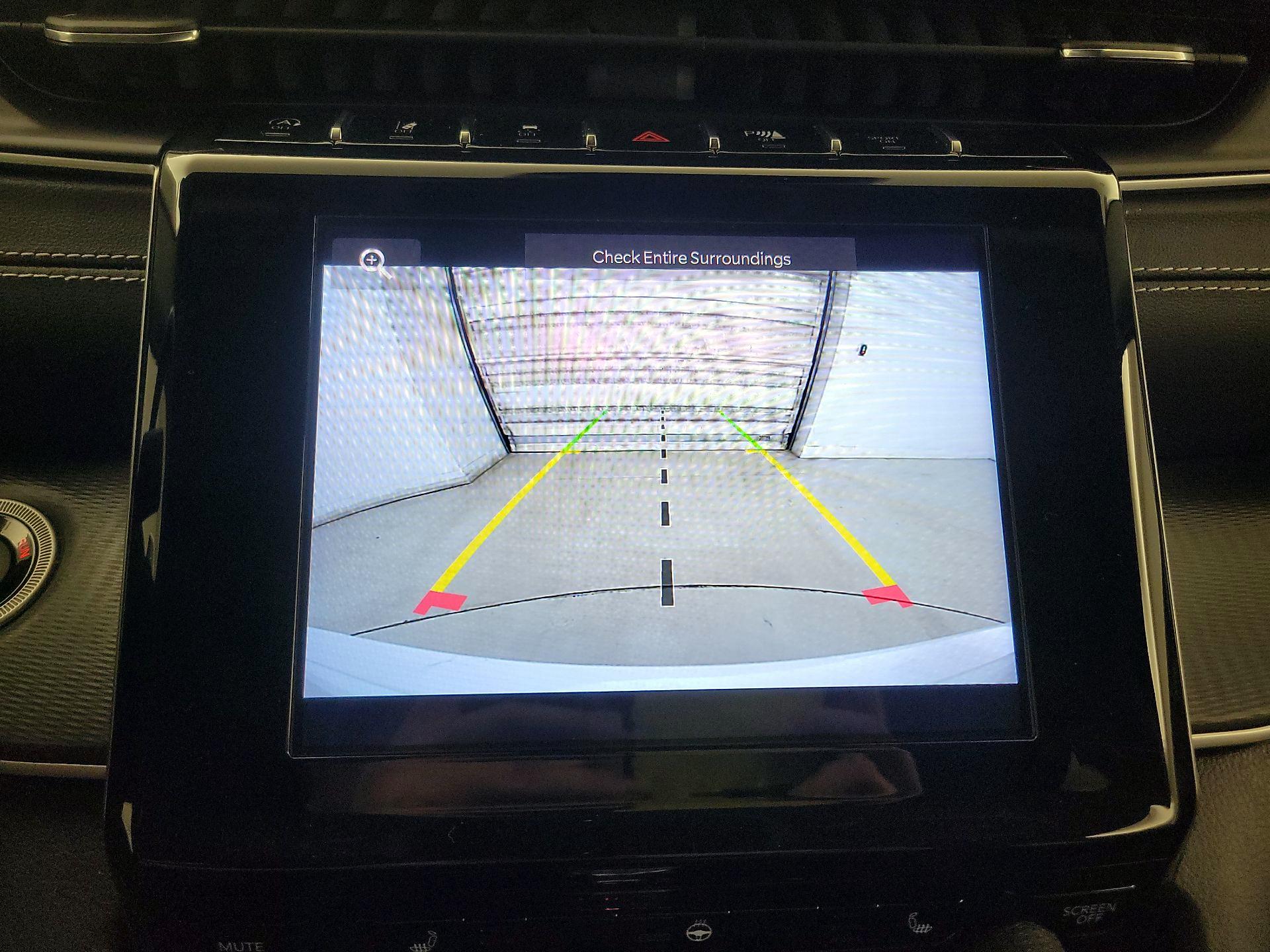 Thumbnail: 2023 Jeep Grand Cherokee - 14