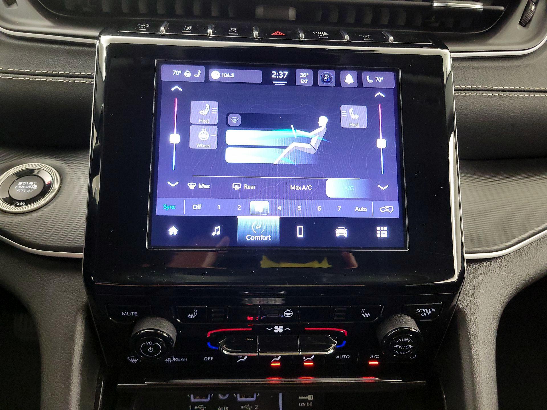 Thumbnail: 2023 Jeep Grand Cherokee - 16