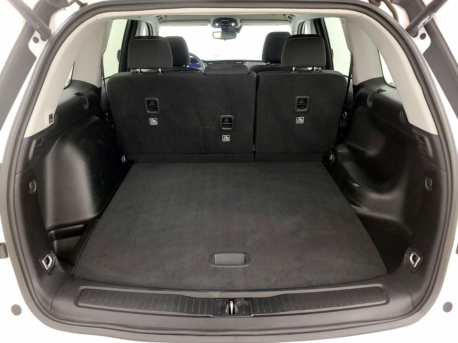 Thumbnail: 2023 Jeep Grand Cherokee - 20