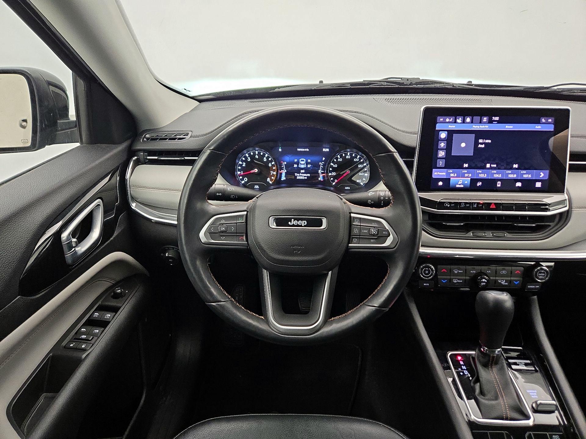 Thumbnail: 2022 Jeep Compass - 10