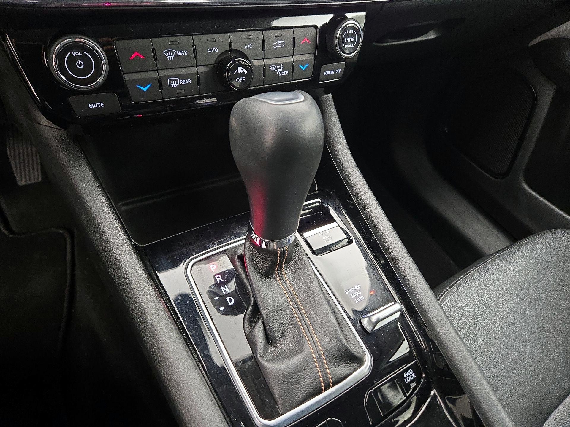 Thumbnail: 2022 Jeep Compass - 17