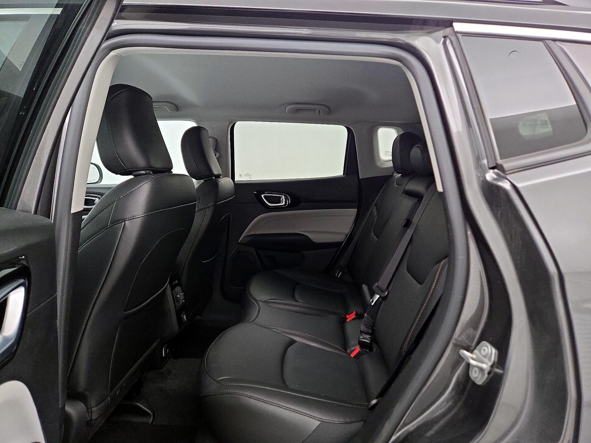 Thumbnail: 2022 Jeep Compass - 19