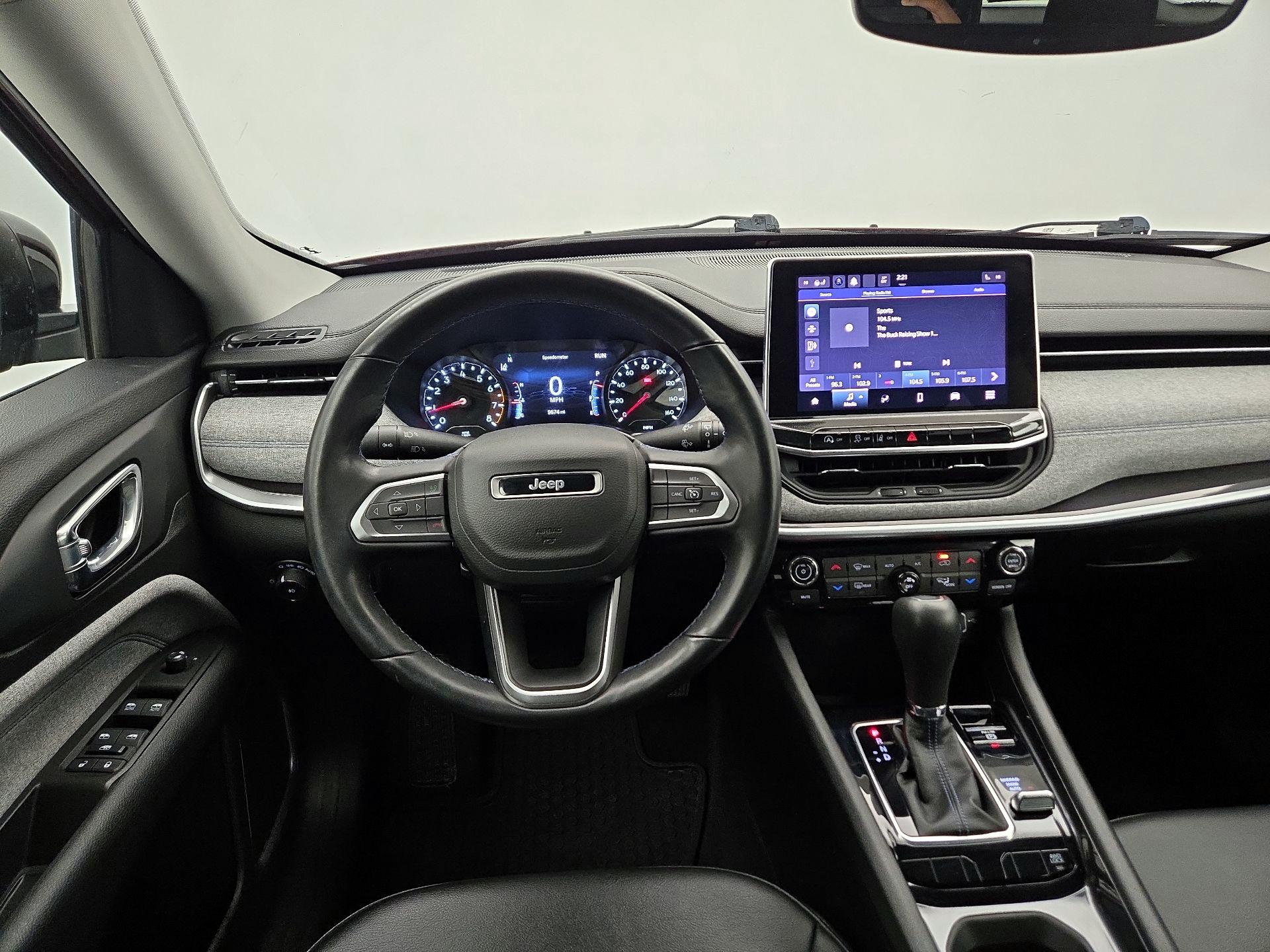 Thumbnail: 2022 Jeep Compass - 10