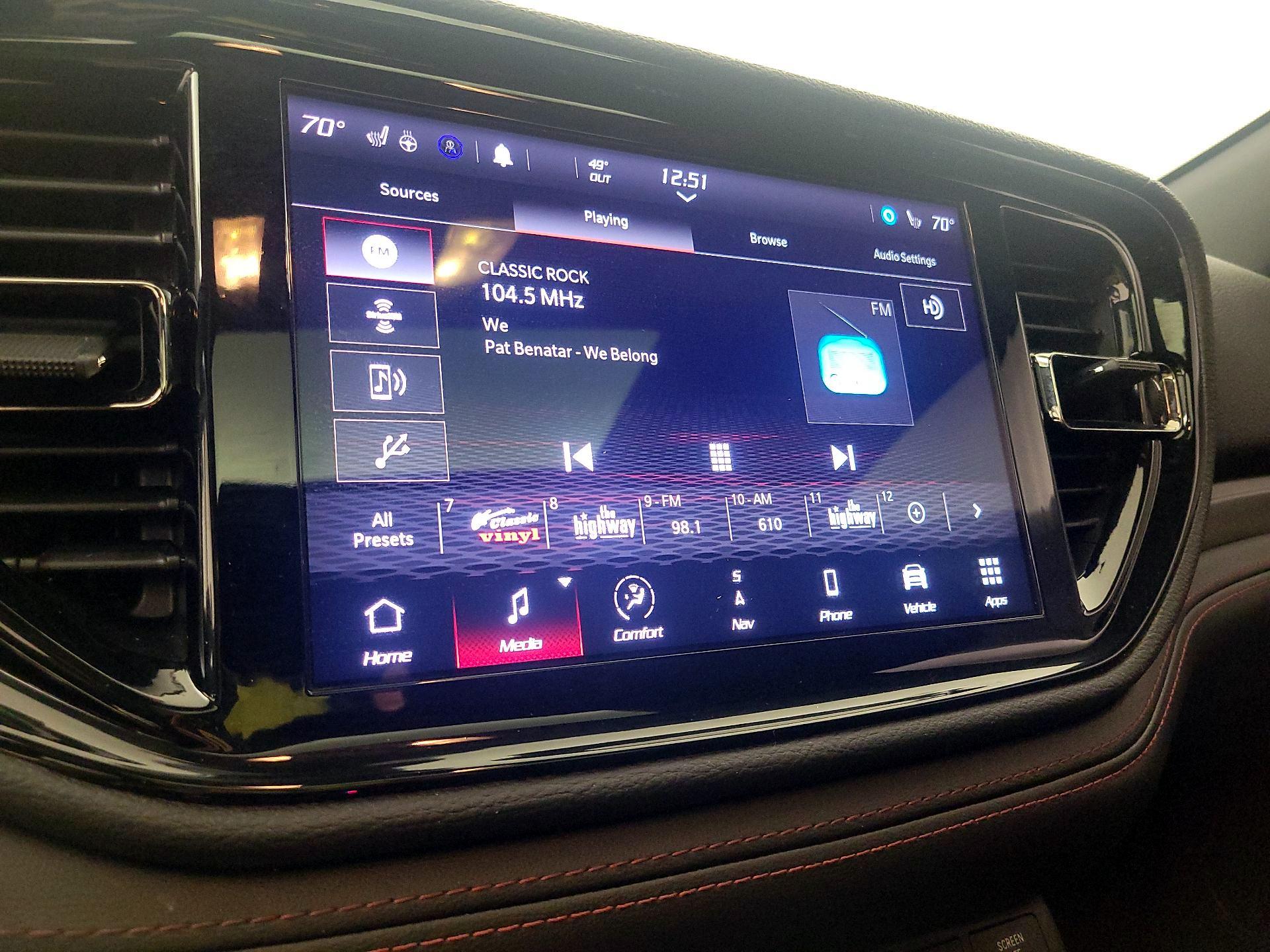 Thumbnail: 2022 Dodge Durango - 16