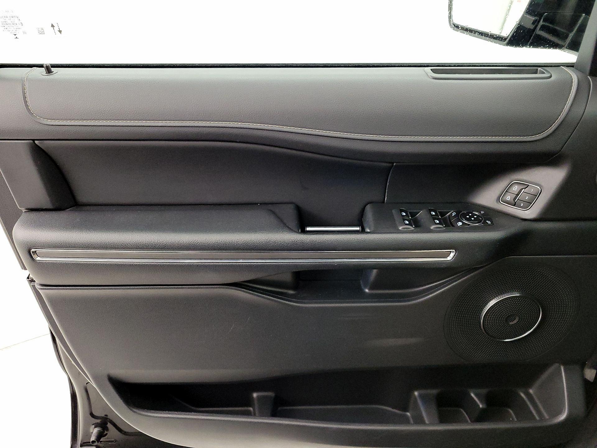 Thumbnail: 2024 Ford Expedition - 12