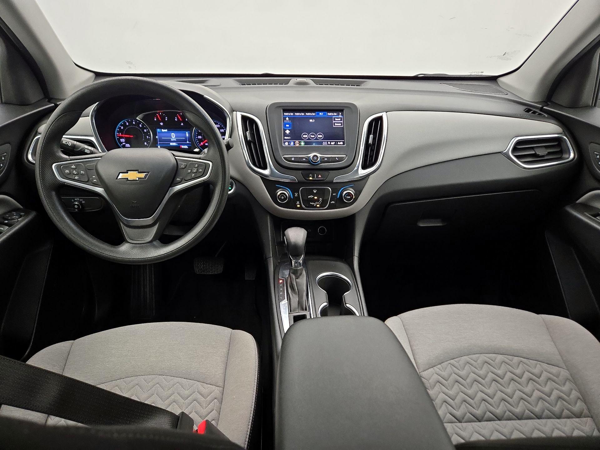 Thumbnail: 2022 Chevrolet Equinox - 9