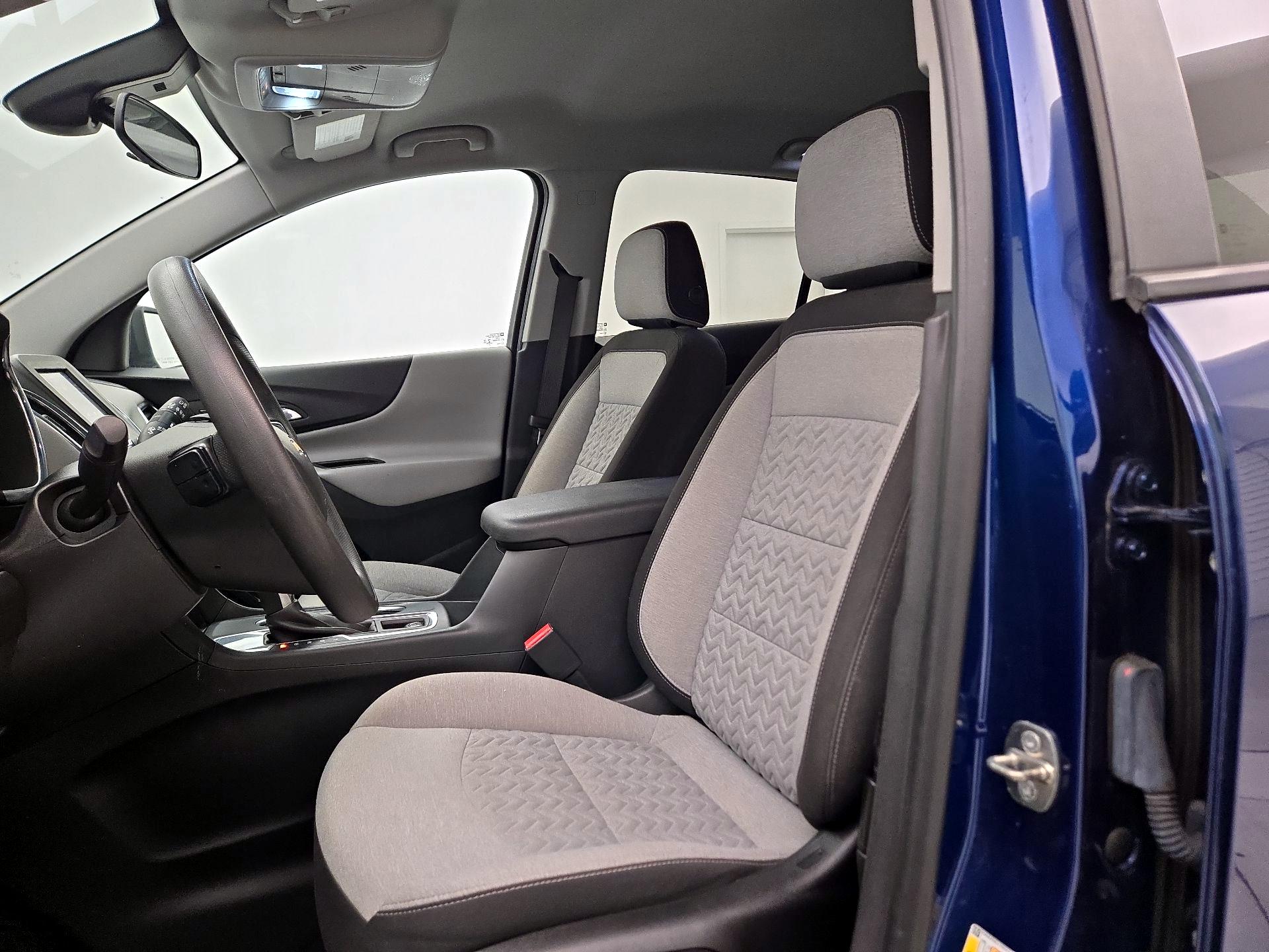 Thumbnail: 2022 Chevrolet Equinox - 11