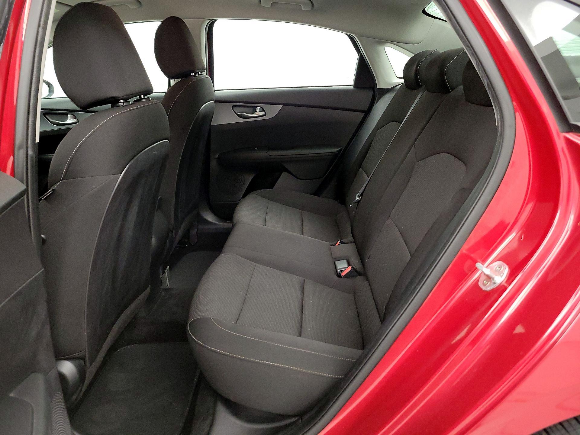 Thumbnail: 2021 Kia Forte - 19