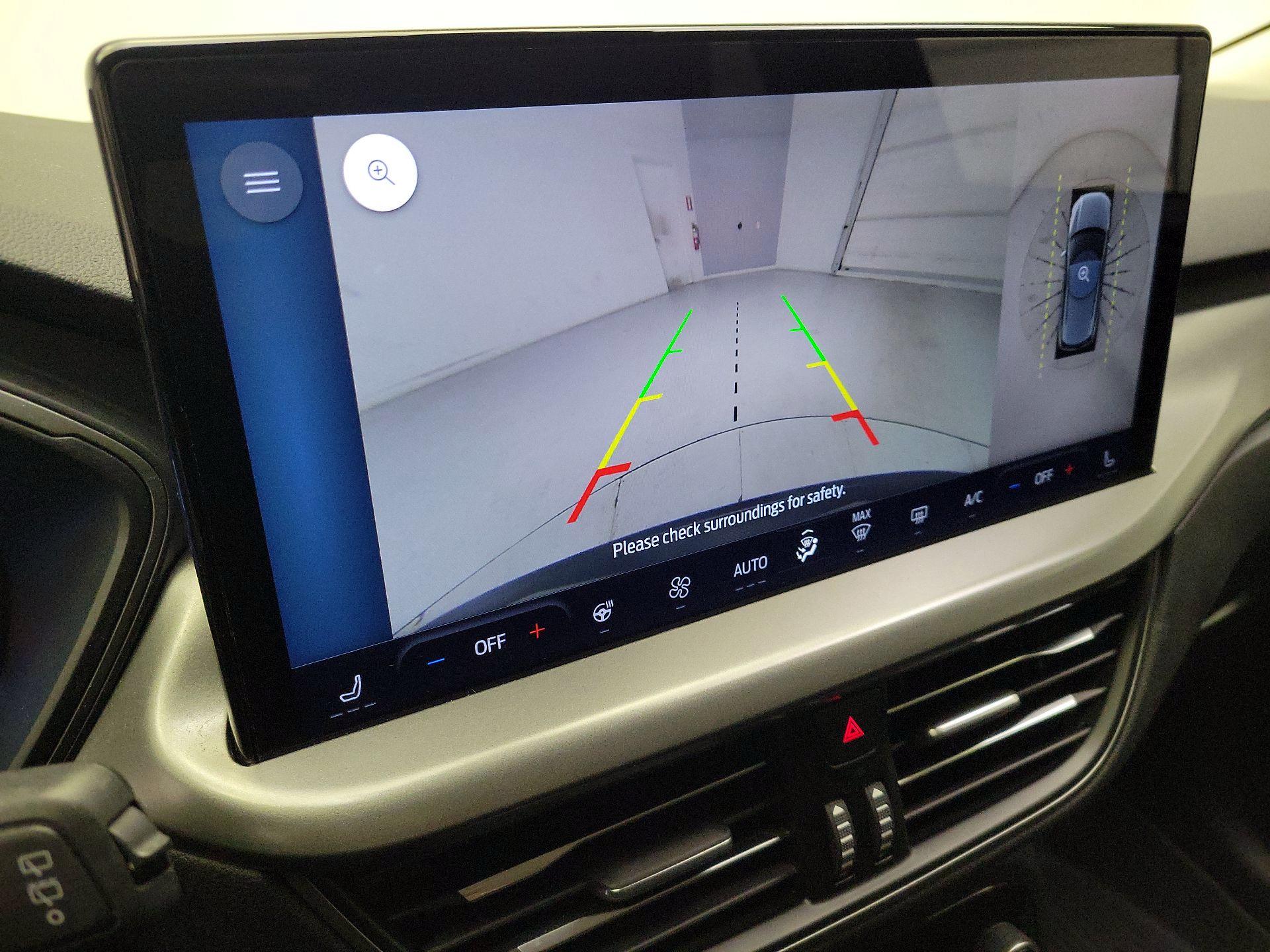 Thumbnail: 2023 Ford Escape - 15