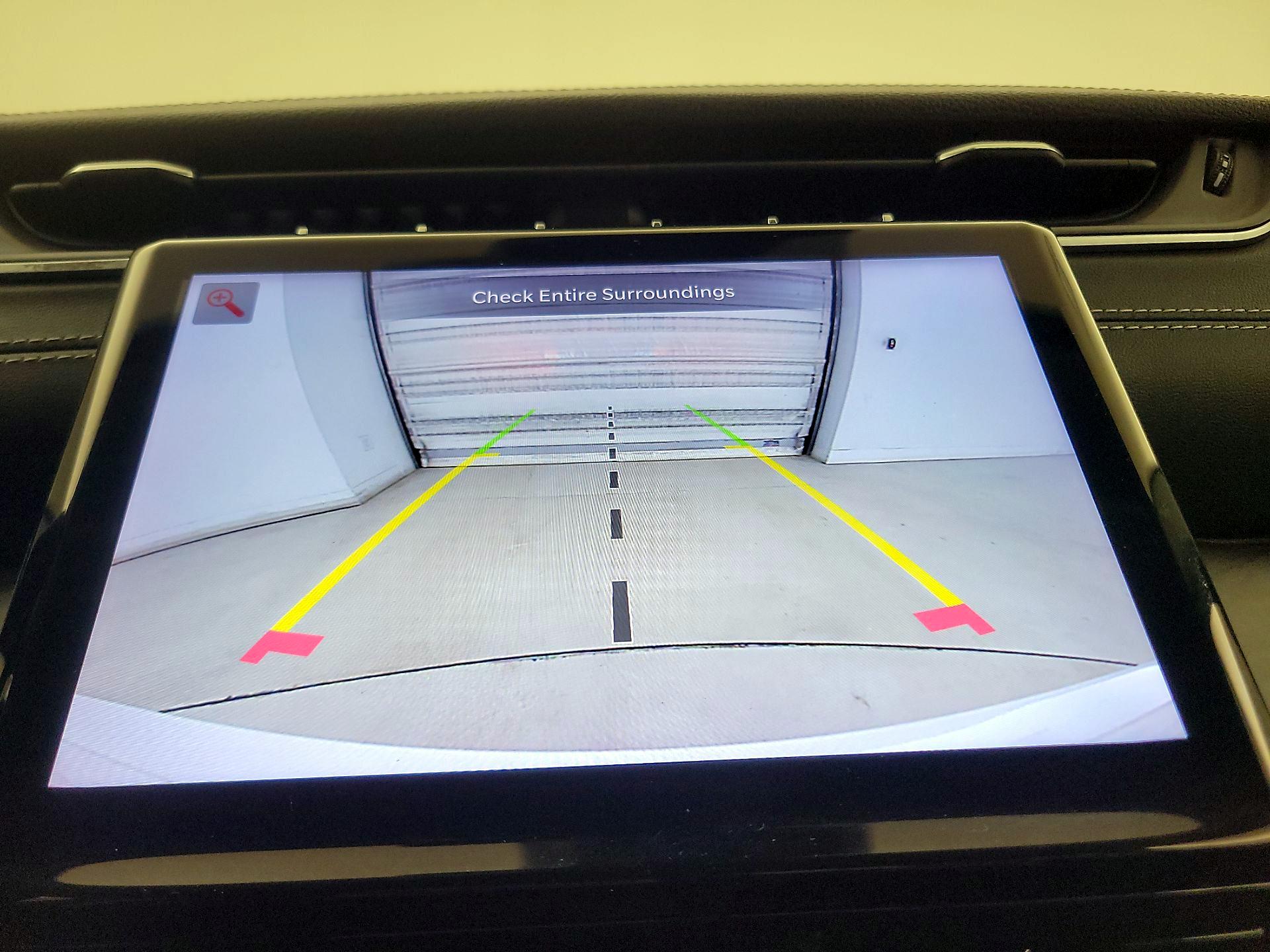 Thumbnail: 2023 Jeep Grand Cherokee - 15