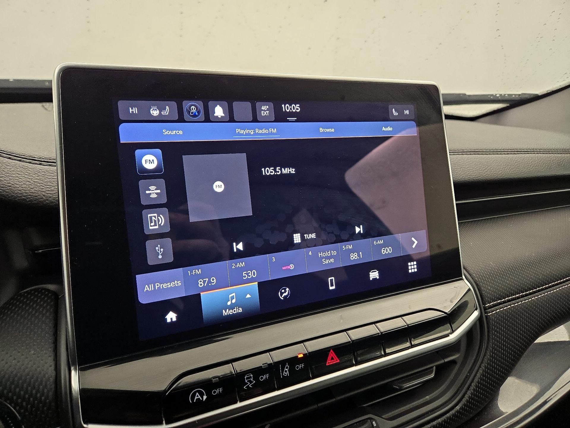 Thumbnail: 2023 Jeep Compass - 15