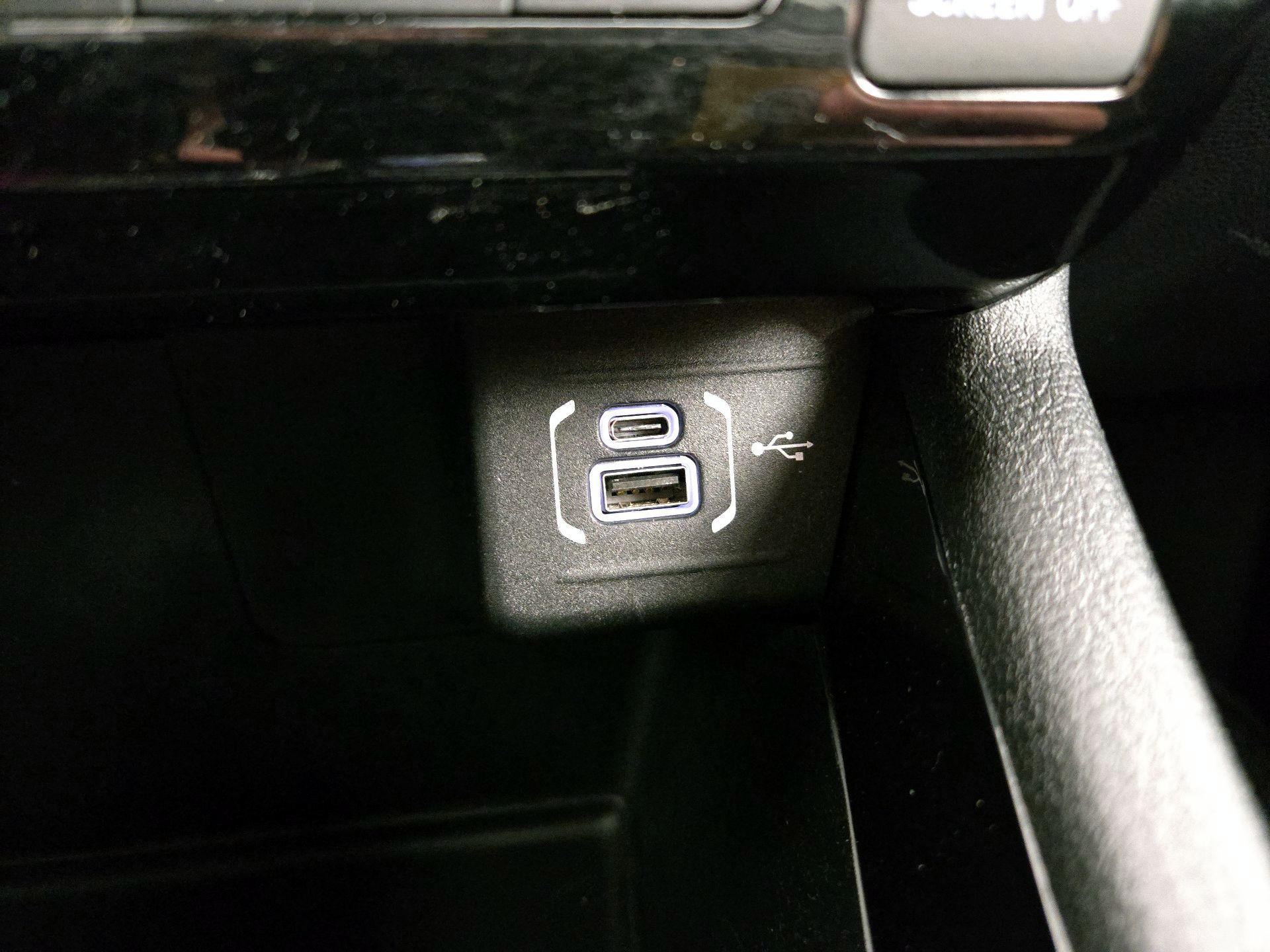 Thumbnail: 2023 Jeep Compass - 18