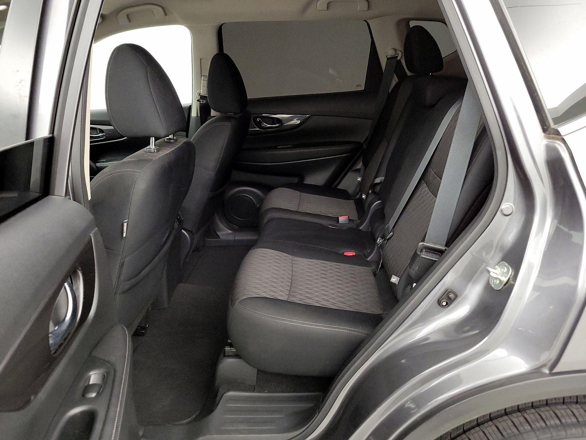 Thumbnail: 2020 Nissan Rogue - 20