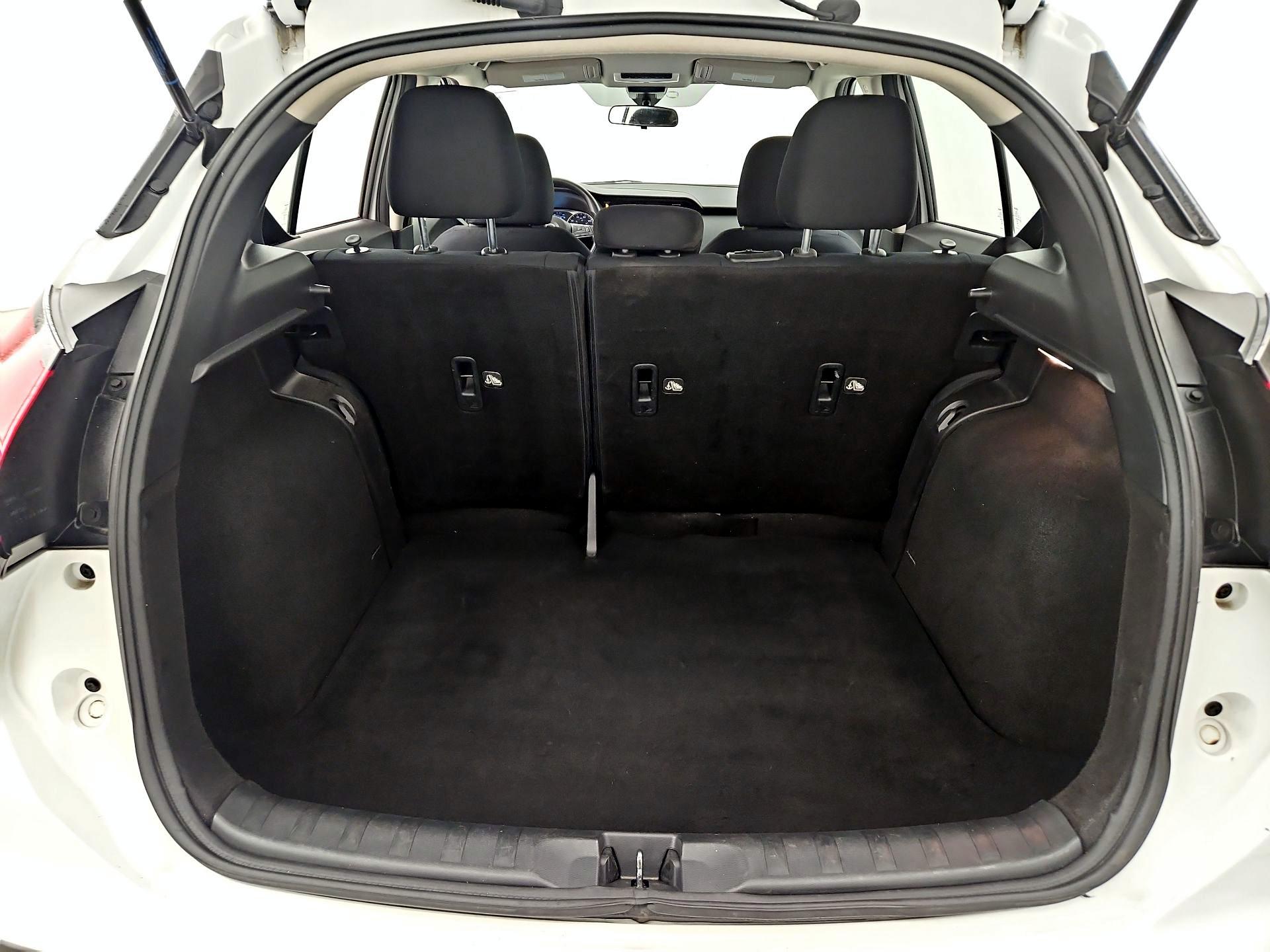 Thumbnail: 2023 Nissan Kicks - 20