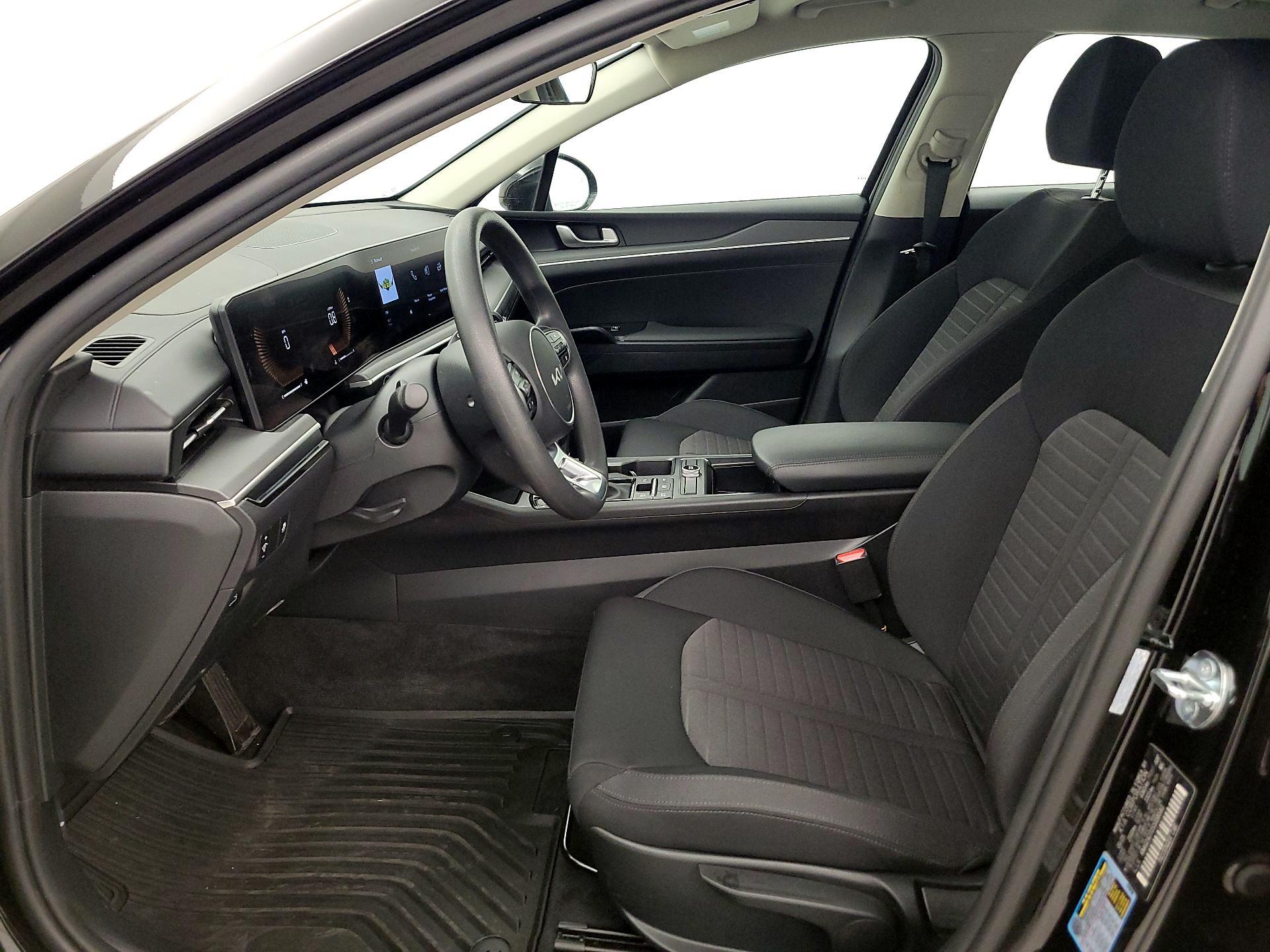 Thumbnail: 2025 Kia K5 - 11