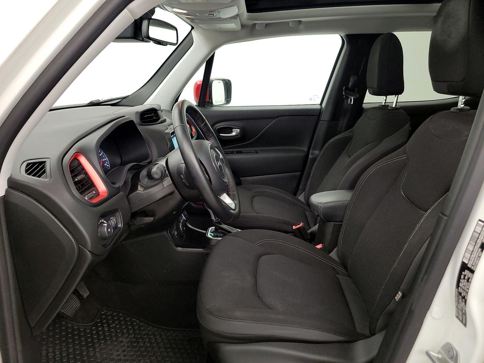 Thumbnail: 2023 Jeep Renegade - 11