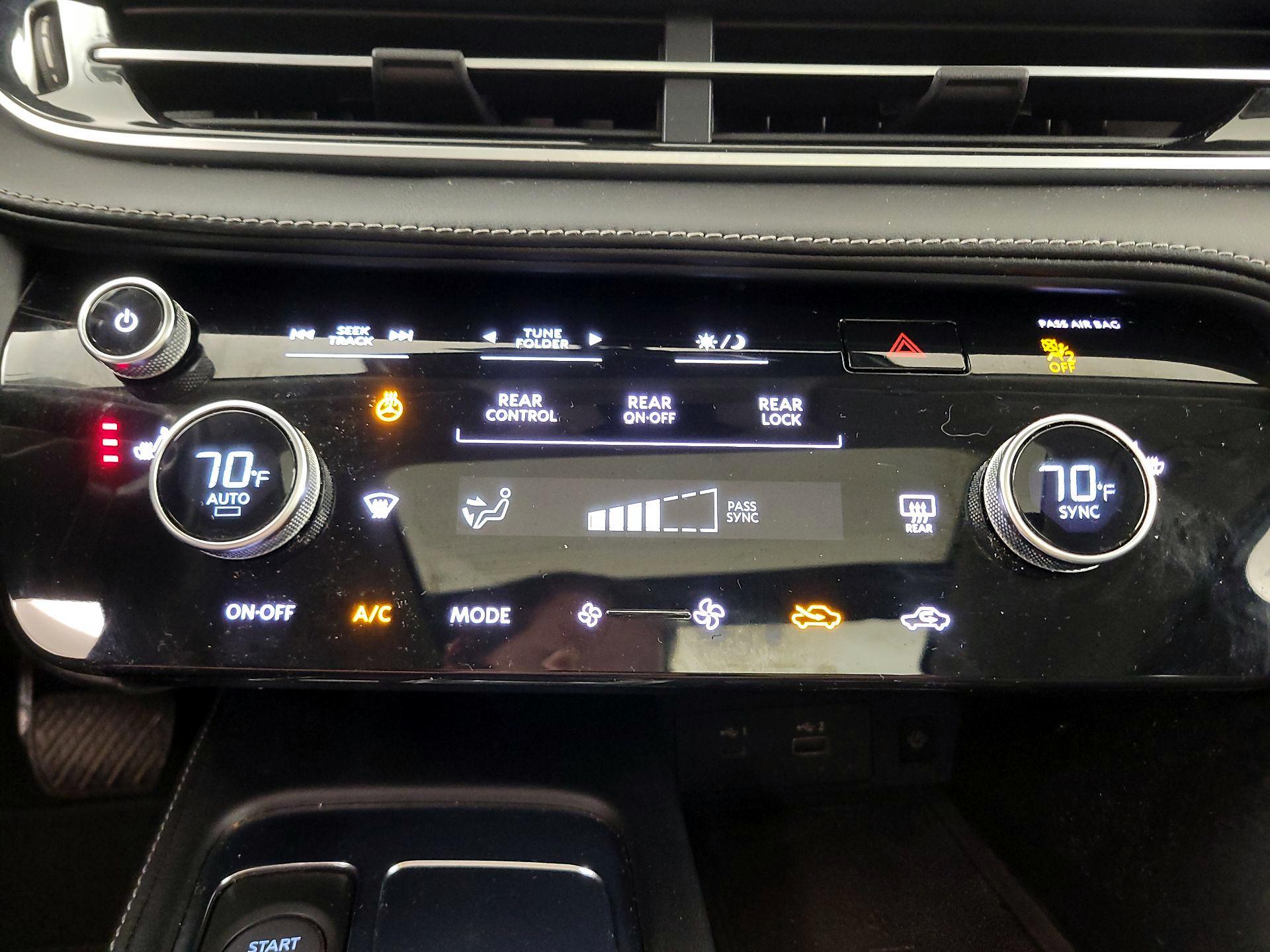 Thumbnail: 2023 INFINITI QX60 - 16