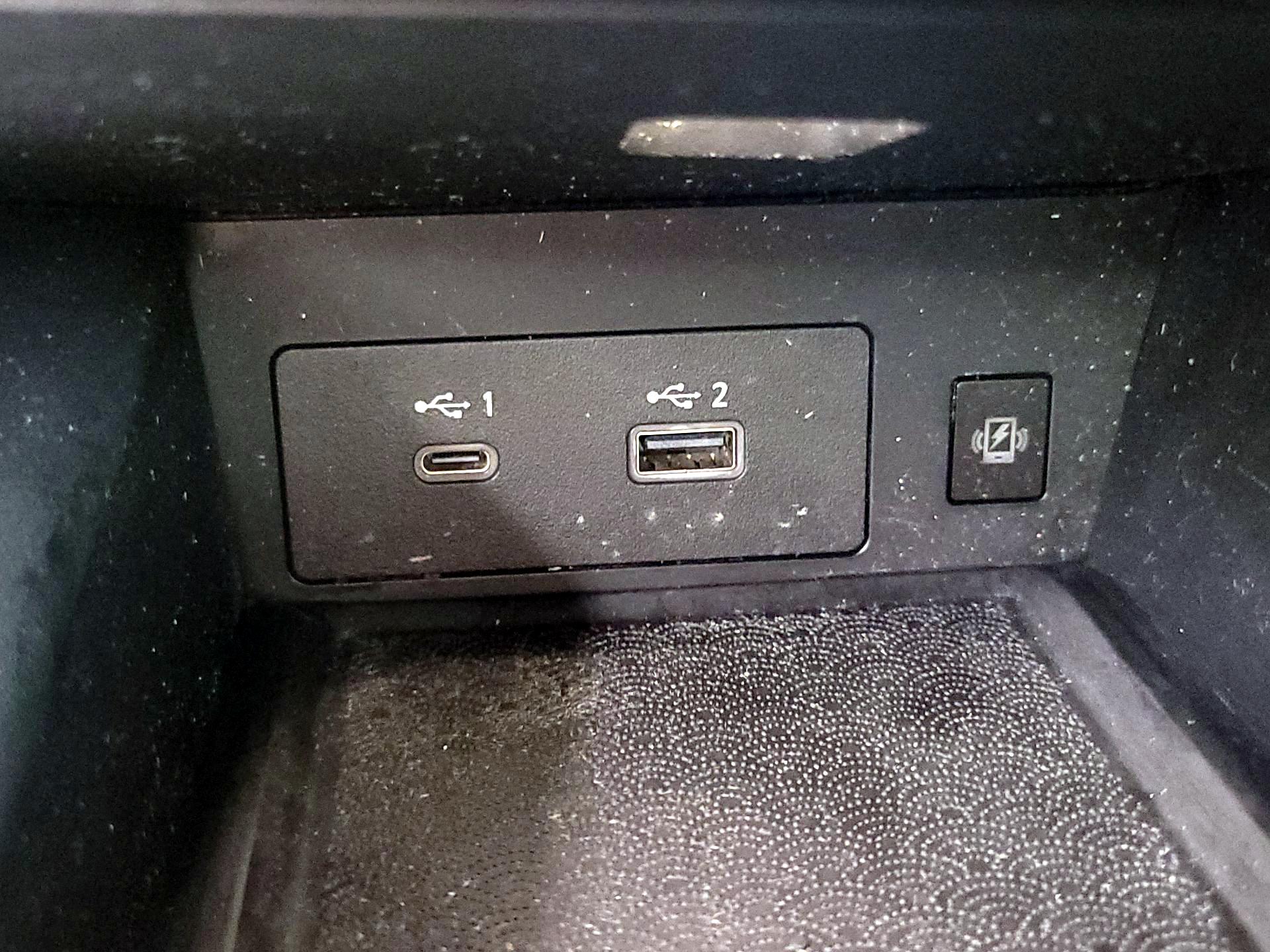 Thumbnail: 2023 INFINITI QX60 - 18