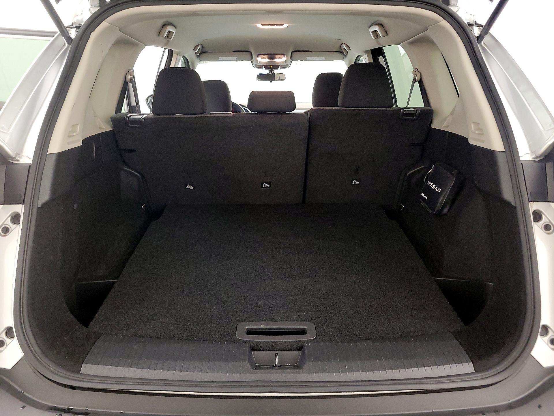 Thumbnail: 2023 Nissan Rogue - 20