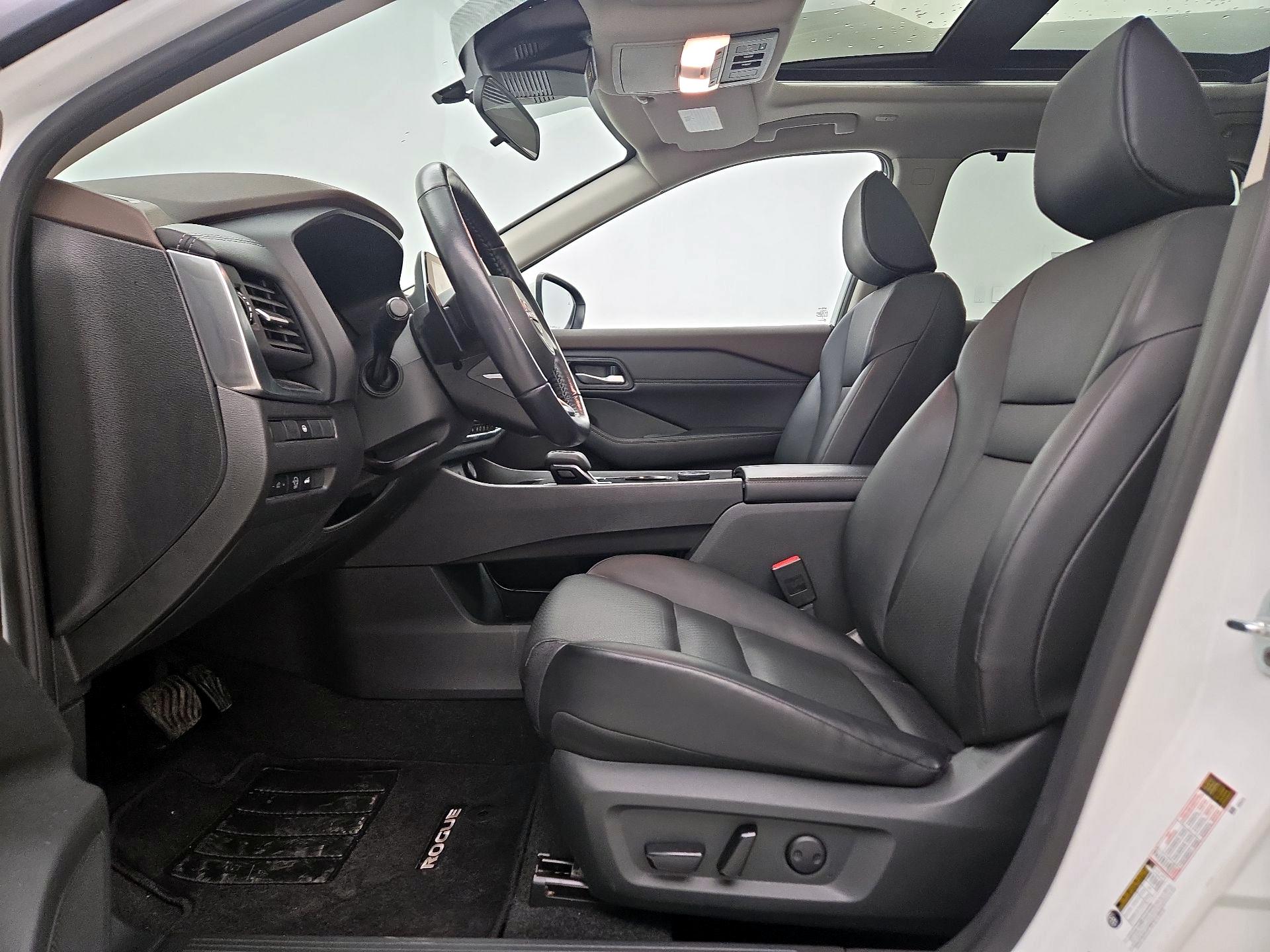 Thumbnail: 2023 Nissan Rogue - 11