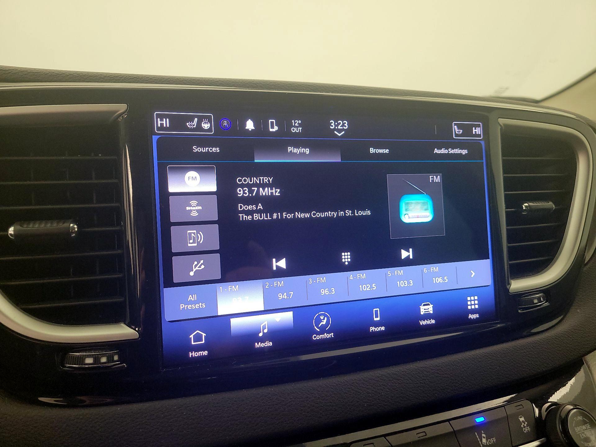 Thumbnail: 2024 Chrysler Pacifica - 15