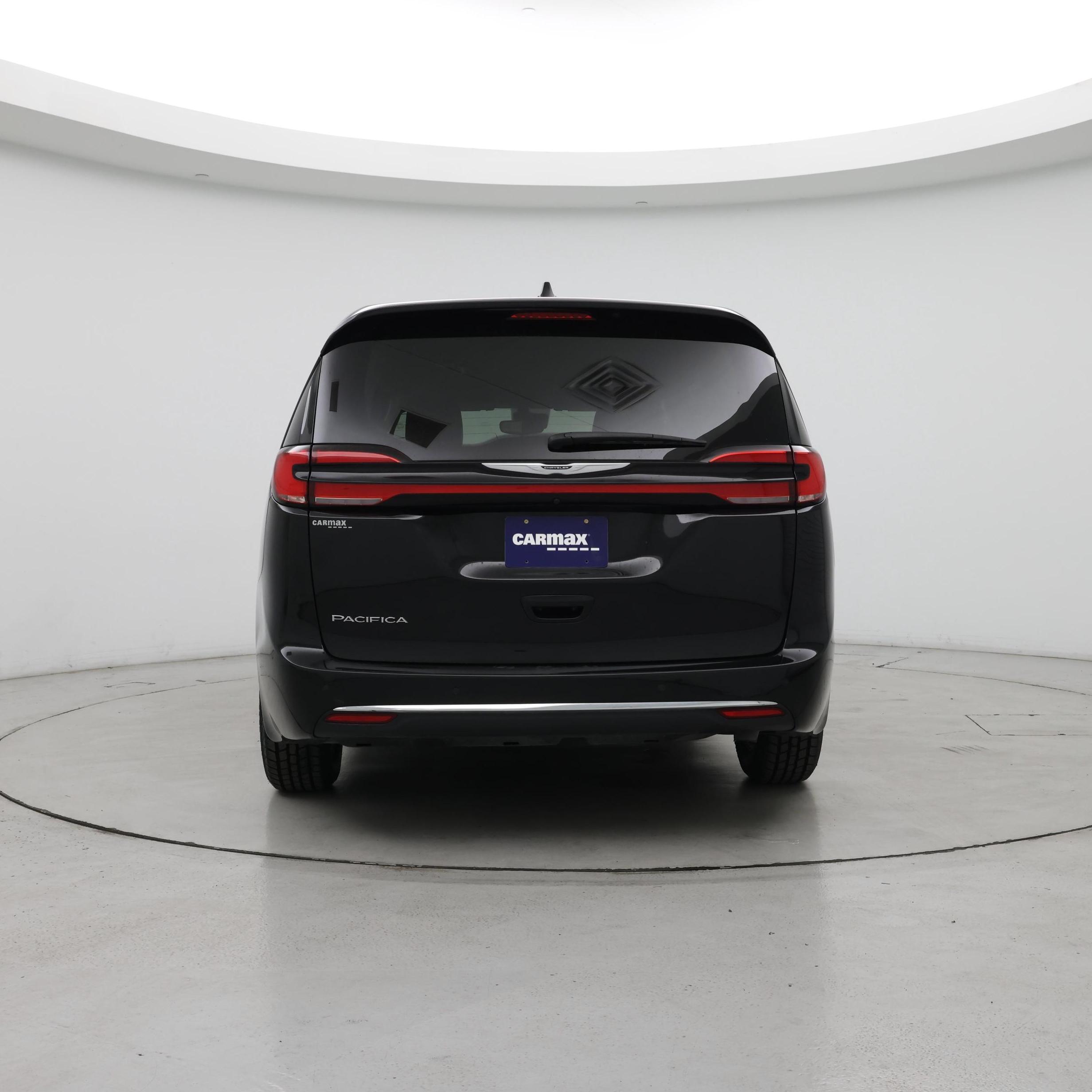 Thumbnail: 2024 Chrysler Pacifica - 6