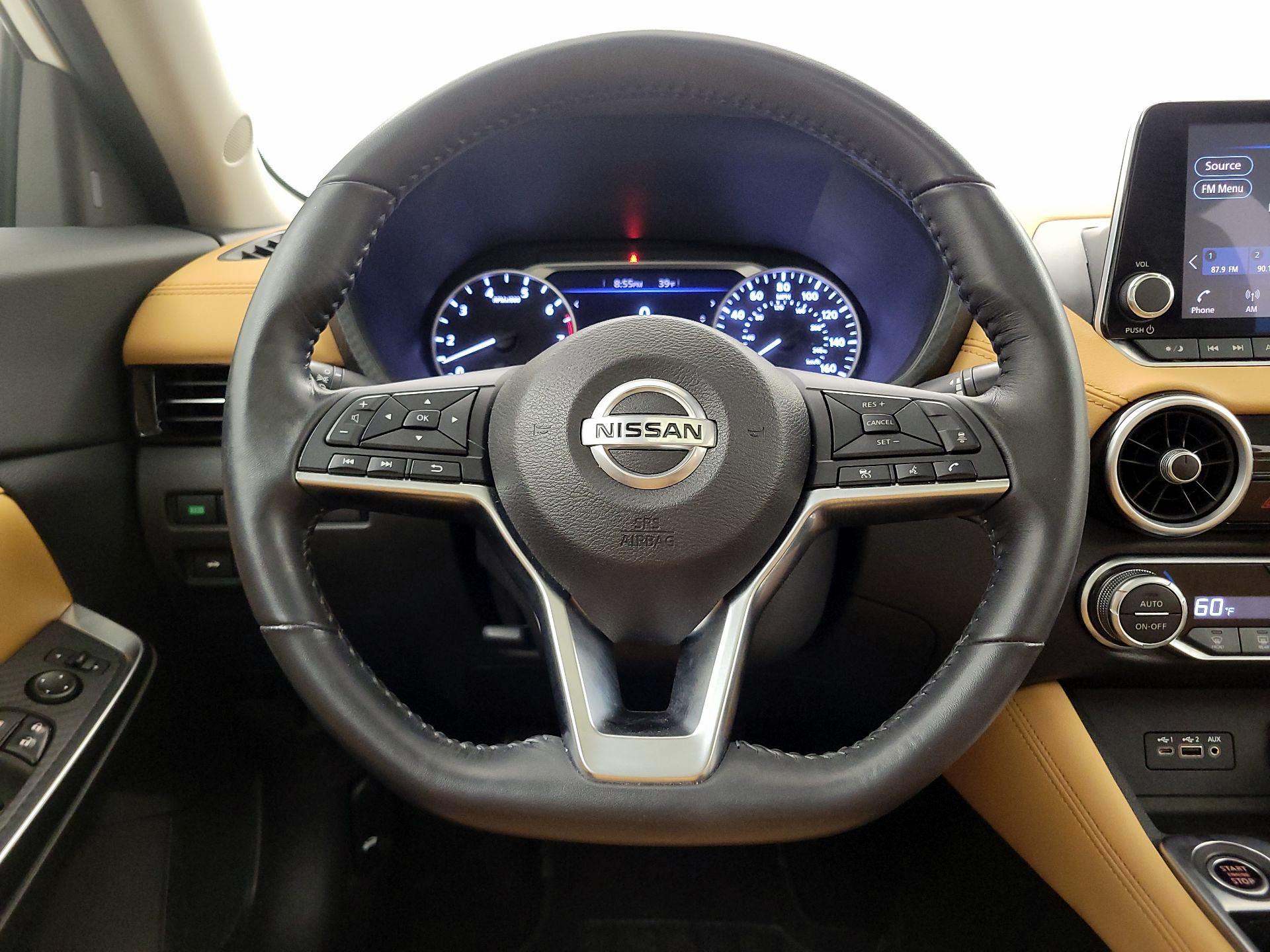 Thumbnail: 2020 Nissan Sentra - 10