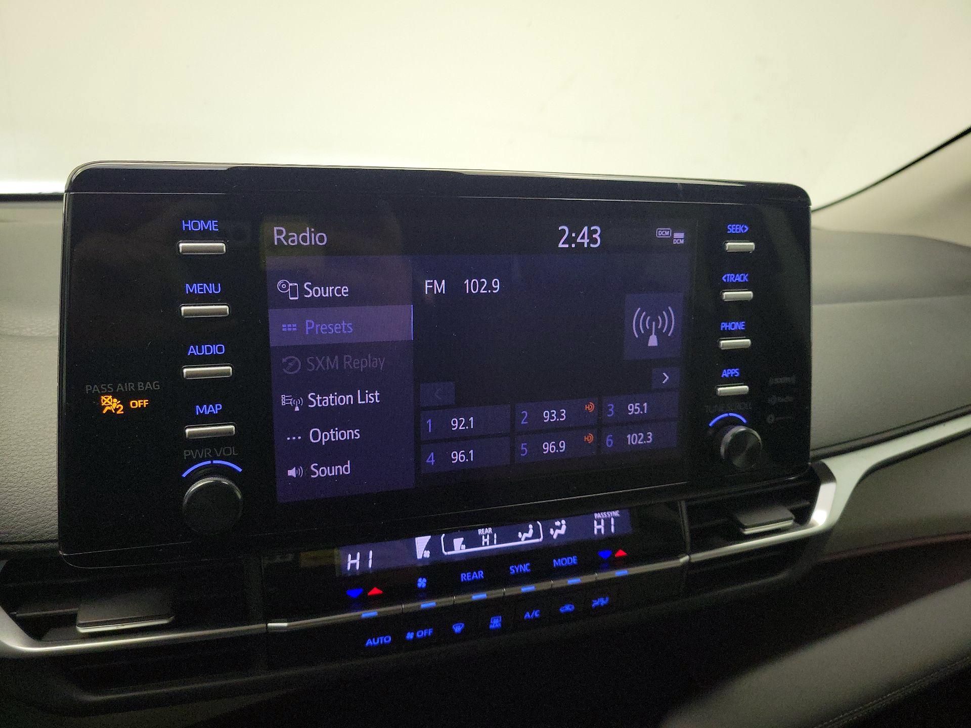 Thumbnail: 2024 Toyota Sienna - 15