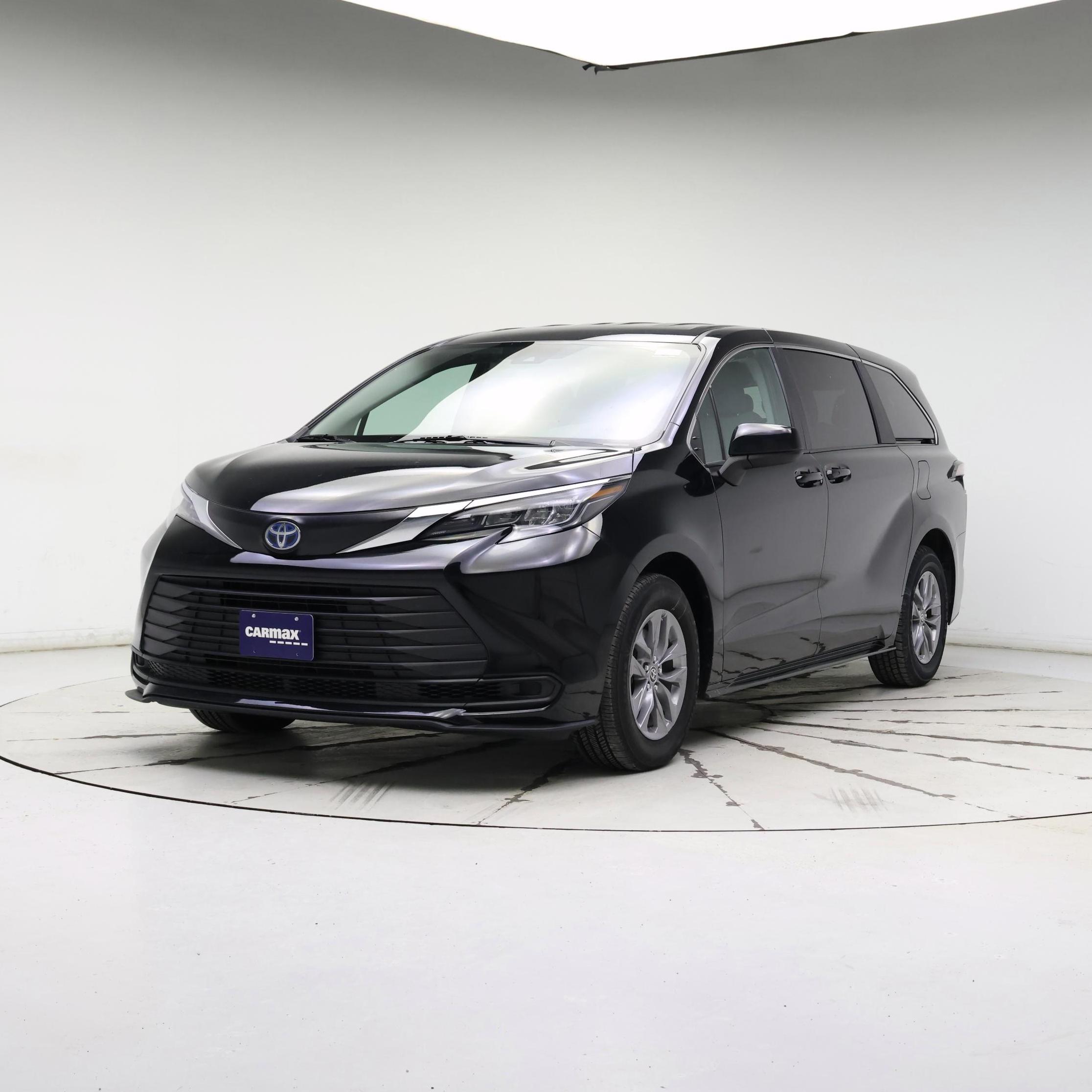 Thumbnail: 2024 Toyota Sienna - 4