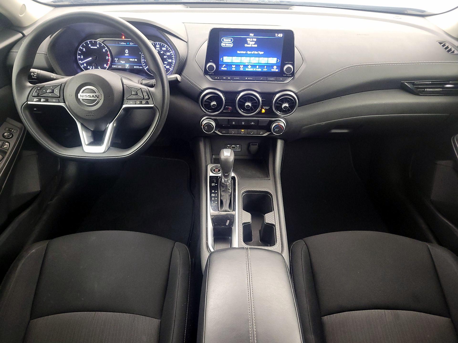 Thumbnail: 2023 Nissan Sentra - 9