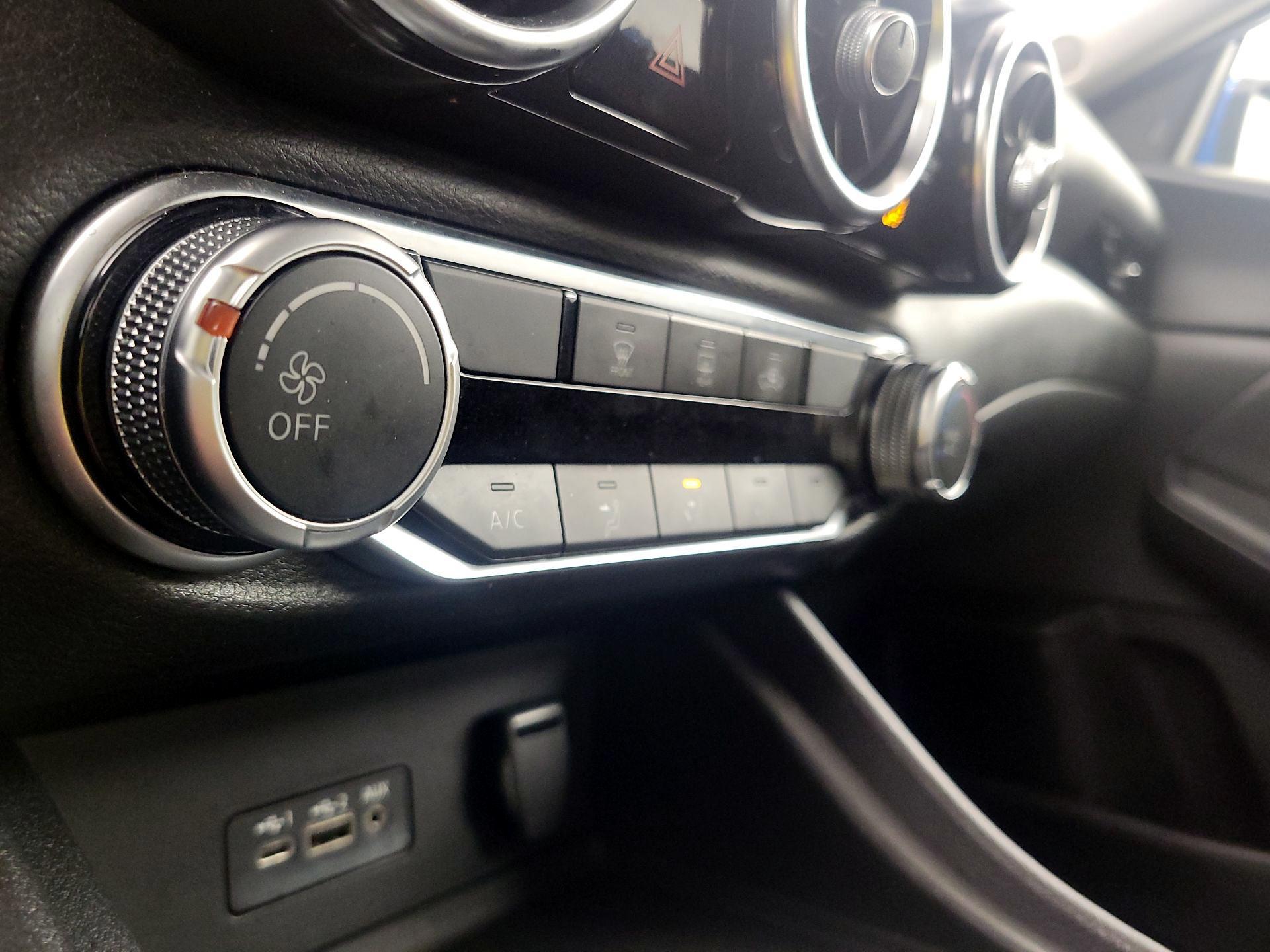 Thumbnail: 2023 Nissan Sentra - 16