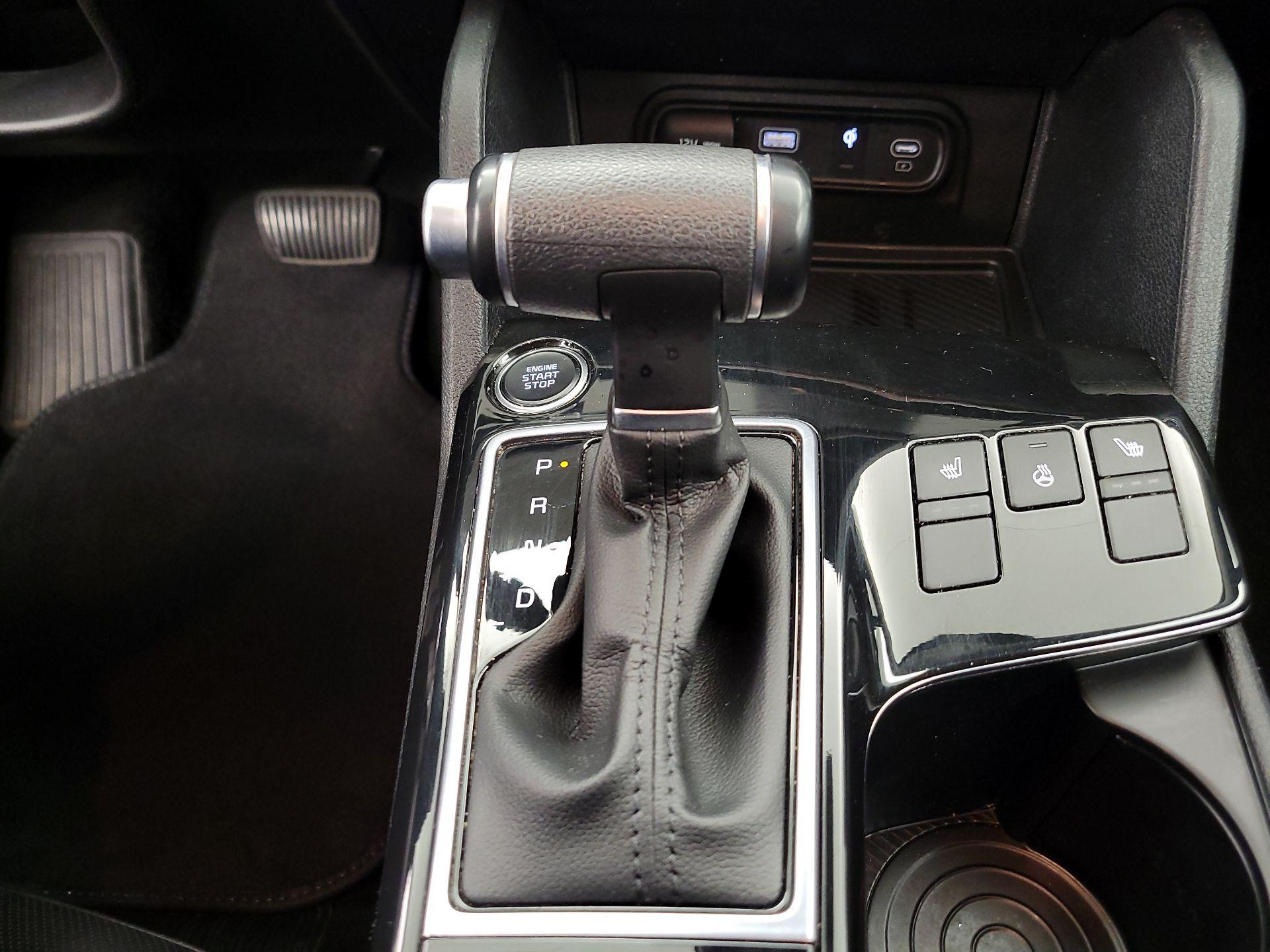 Thumbnail: 2023 Kia Sportage - 18