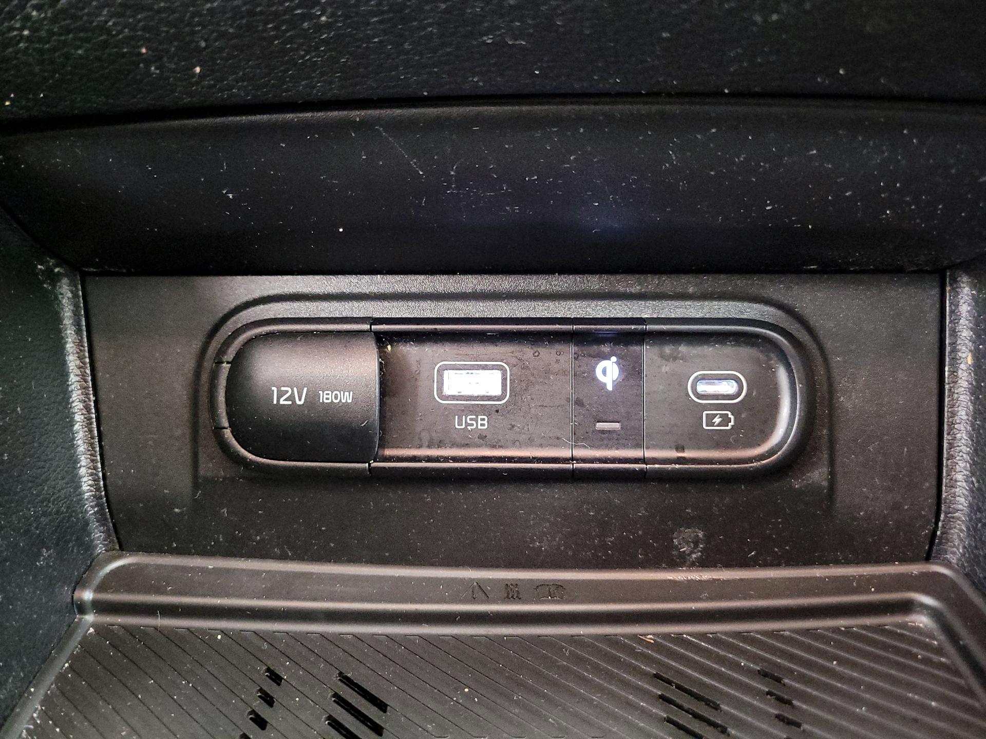 Thumbnail: 2023 Kia Sportage - 19