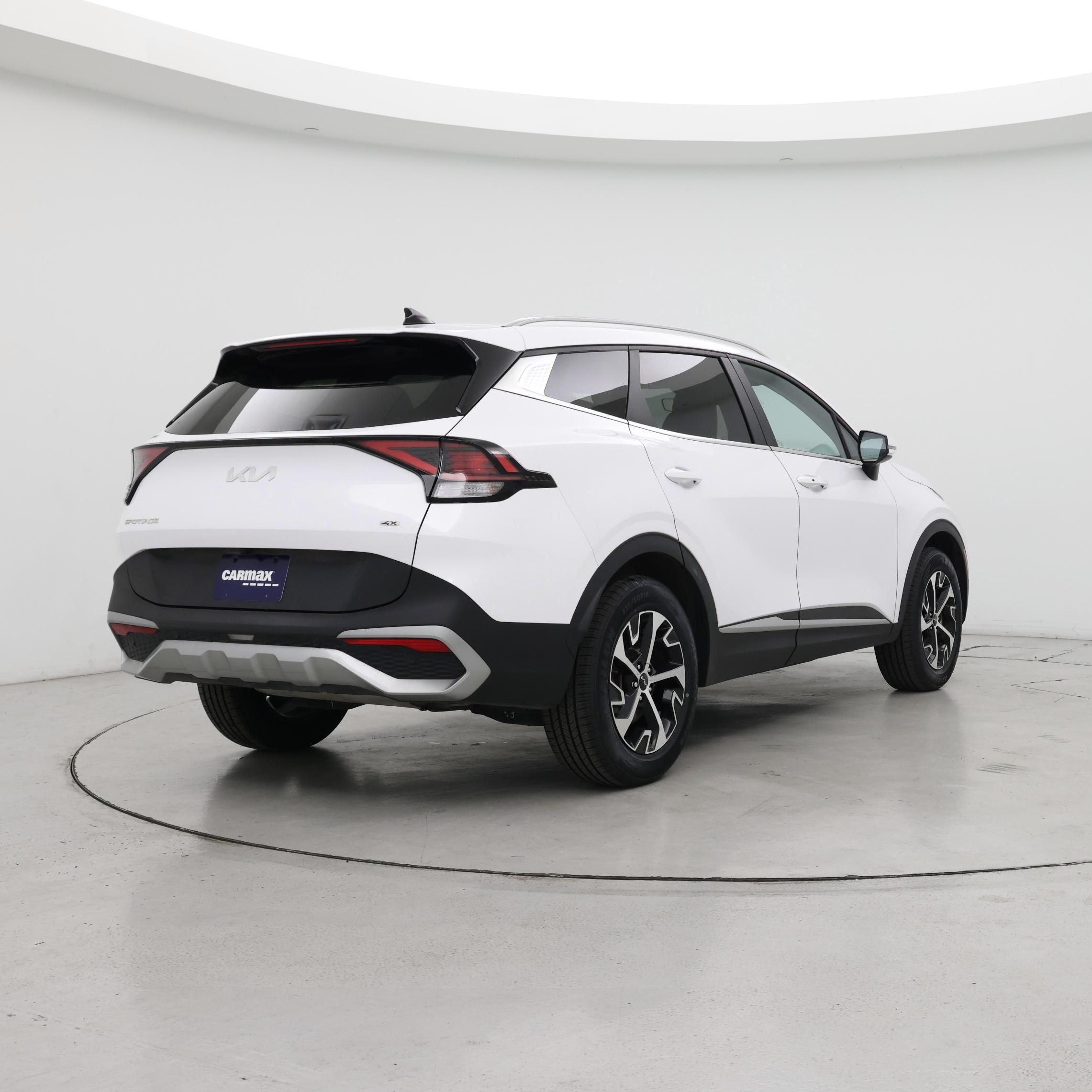 Thumbnail: 2023 Kia Sportage - 8