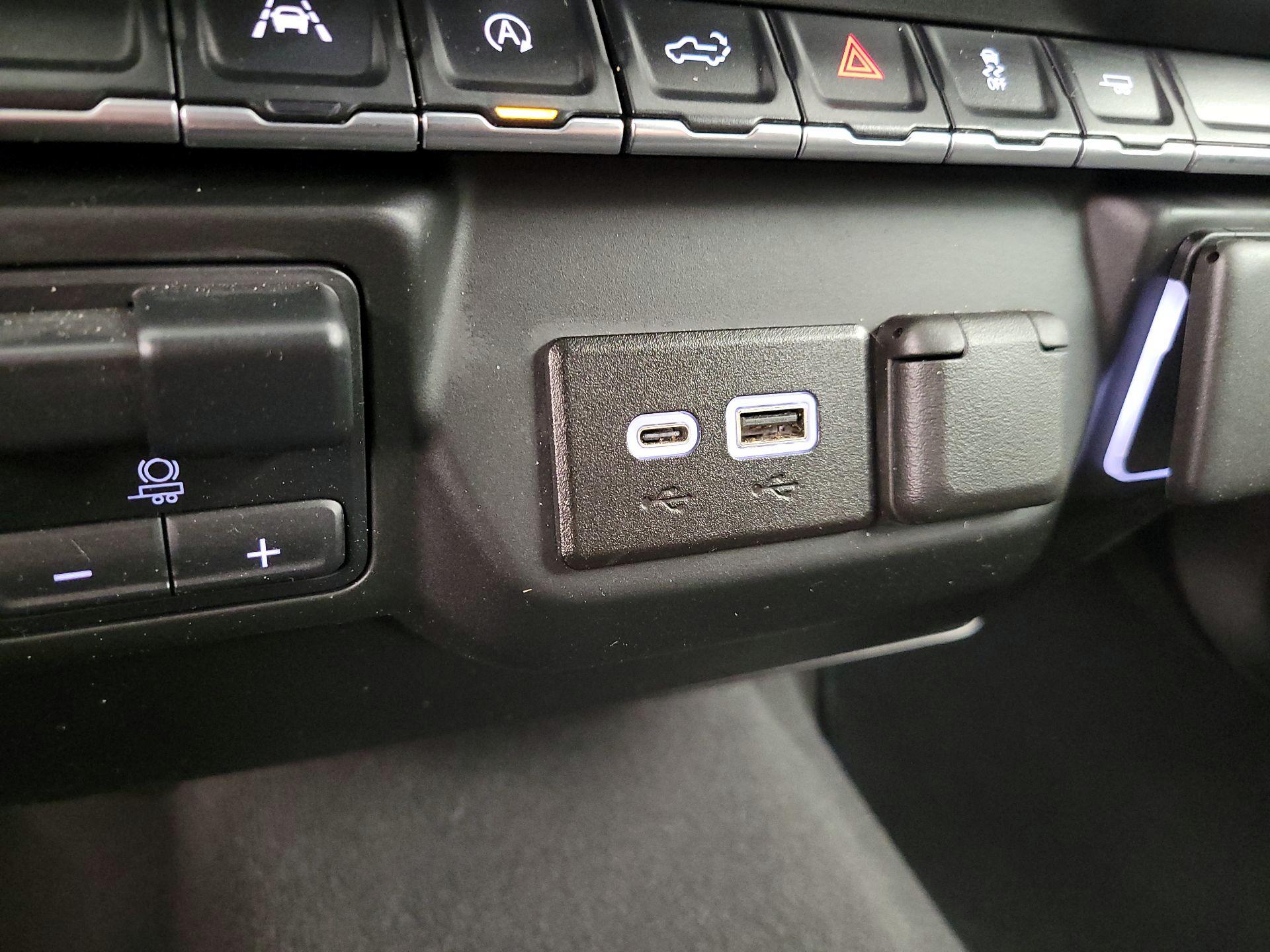 Thumbnail: 2024 GMC Sierra 1500 - 18