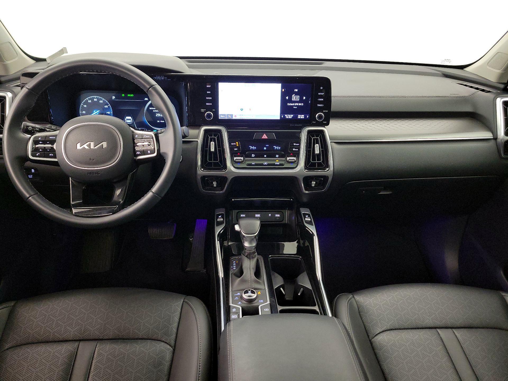 Thumbnail: 2023 Kia Sorento - 9