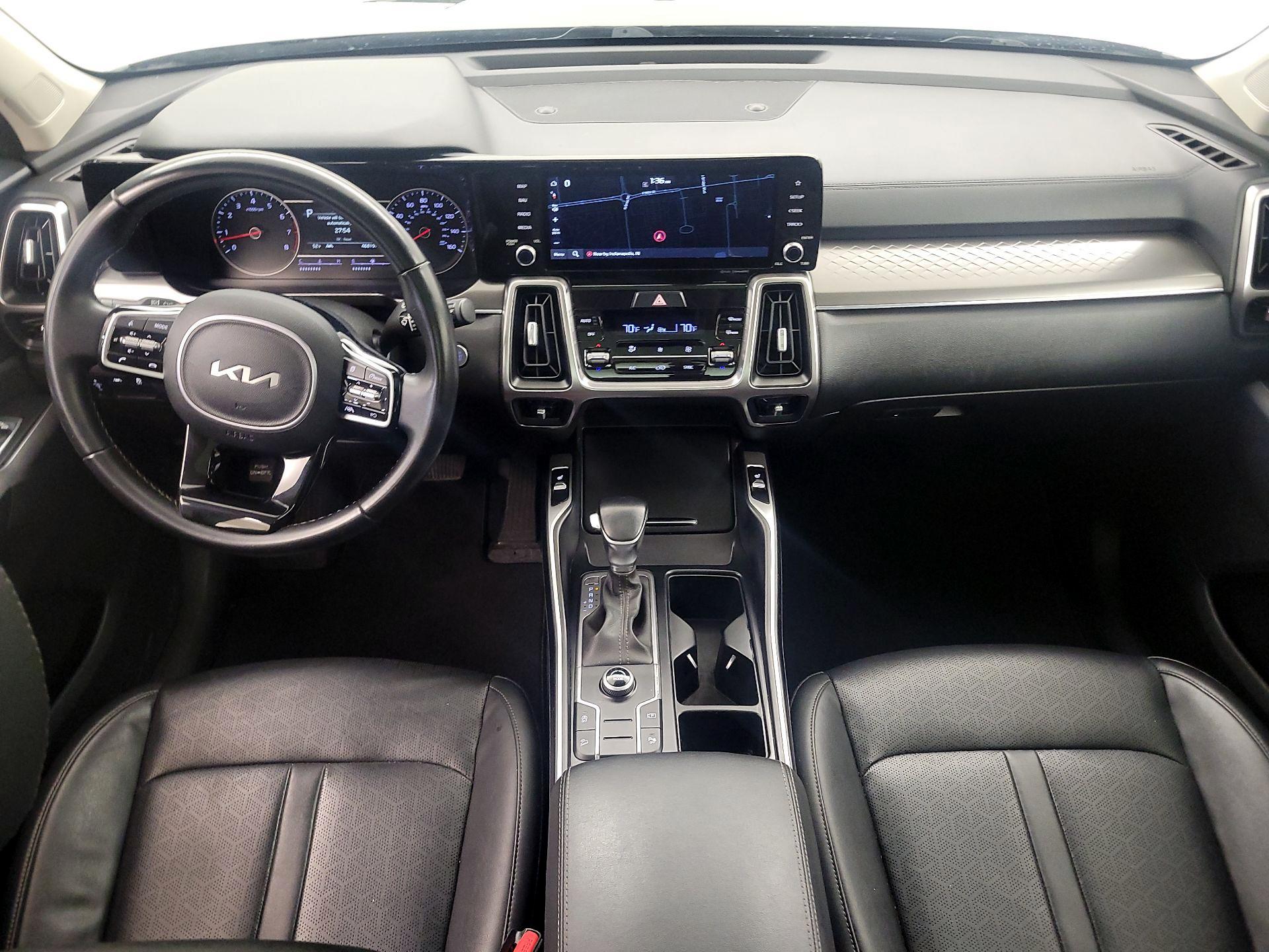 Thumbnail: 2022 Kia Sorento - 9