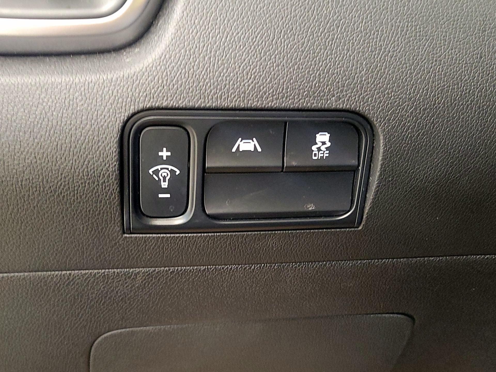 Thumbnail: 2022 Kia Sorento - 13