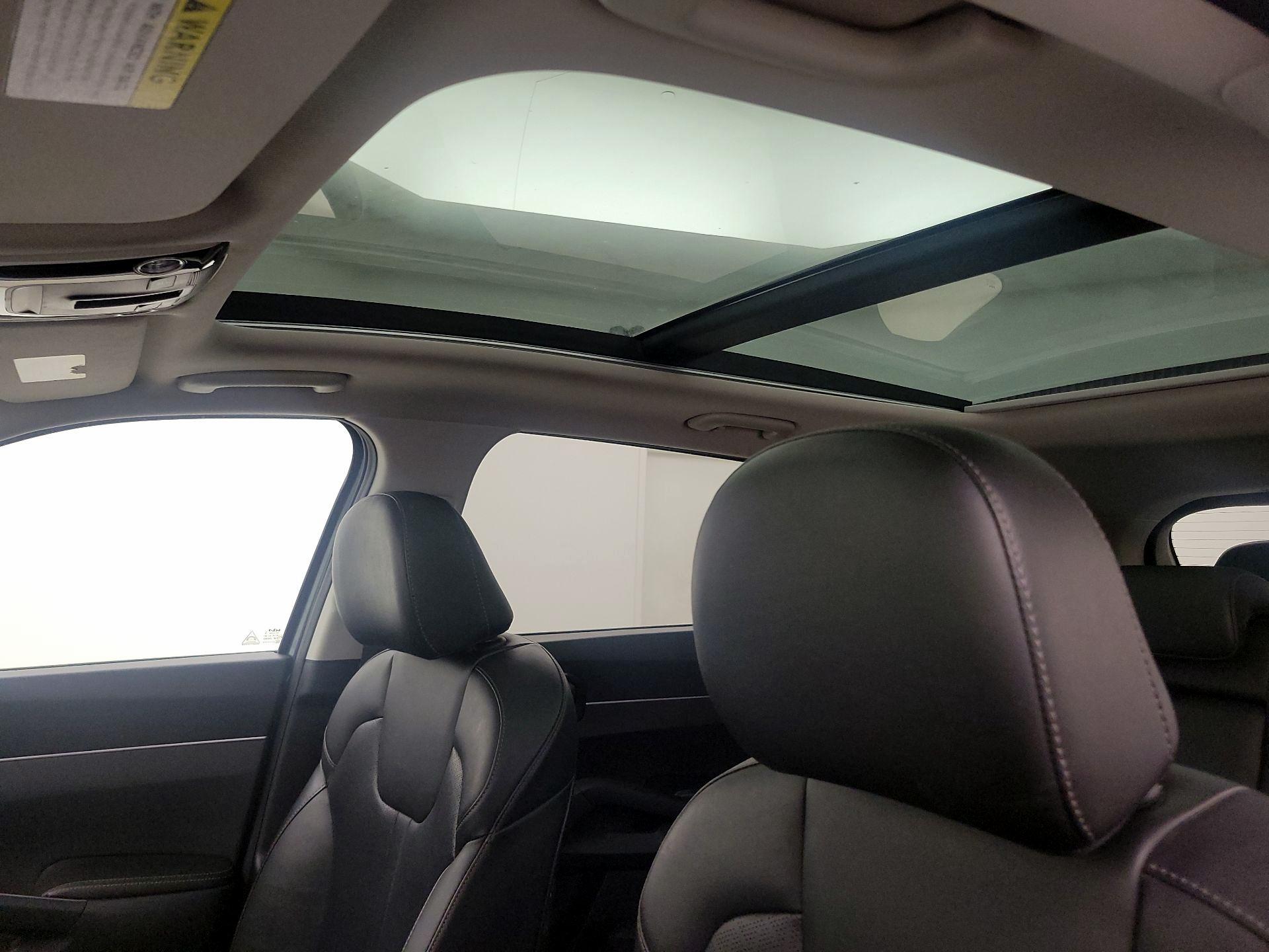 Thumbnail: 2022 Kia Sorento - 20