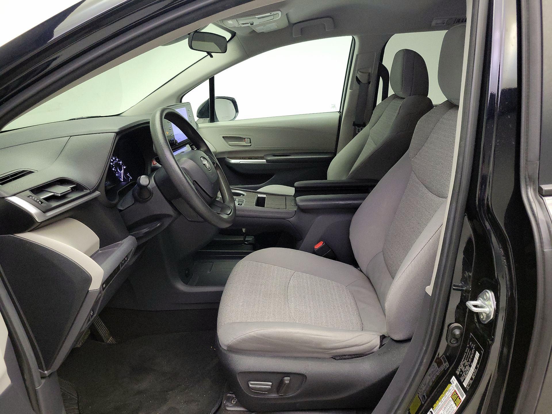 Thumbnail: 2024 Toyota Sienna - 11